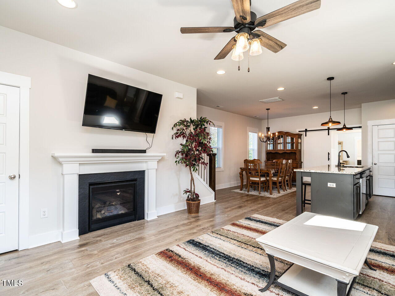 632 Groveview Wynd