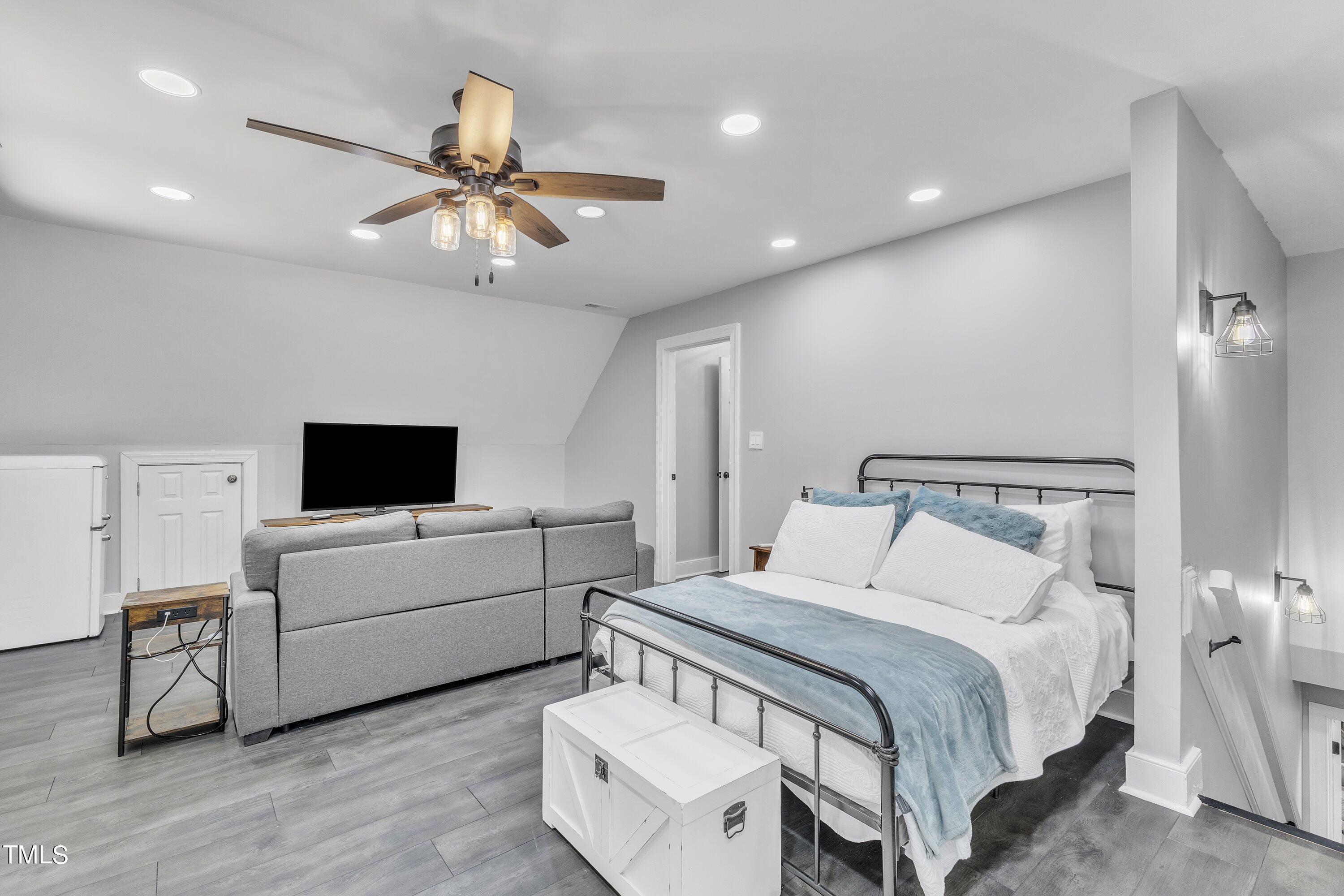 10705 Cambium Court