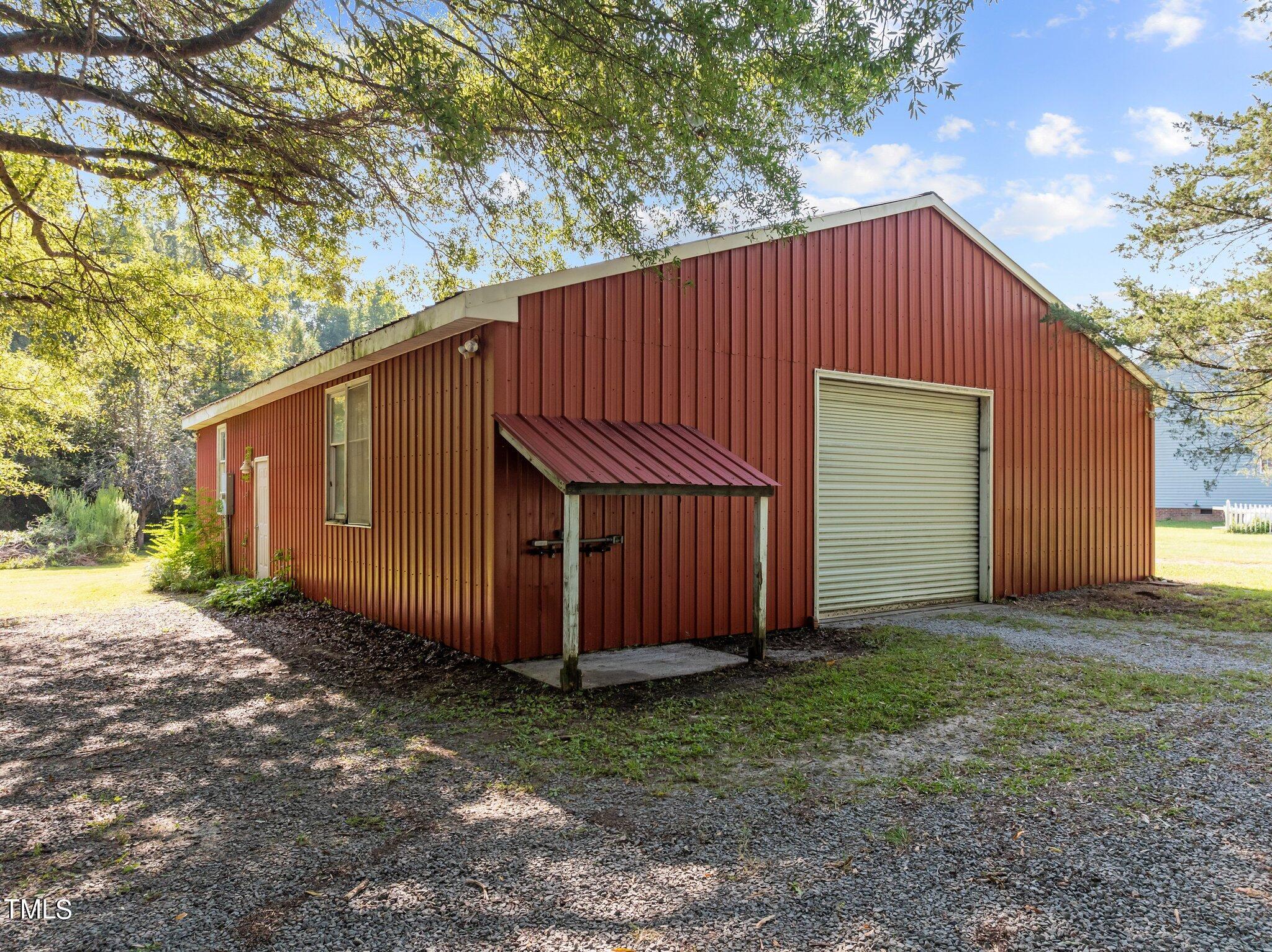 8100 Nc 42 Hwy E
