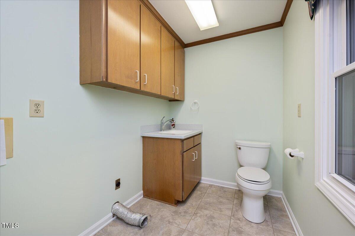200 Maplewood Drive