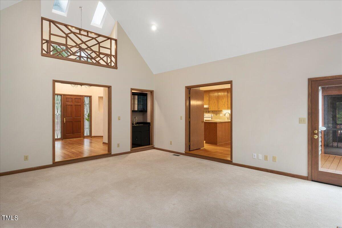 200 Maplewood Drive