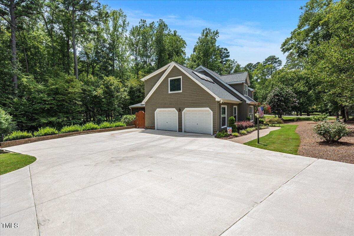 200 Maplewood Drive