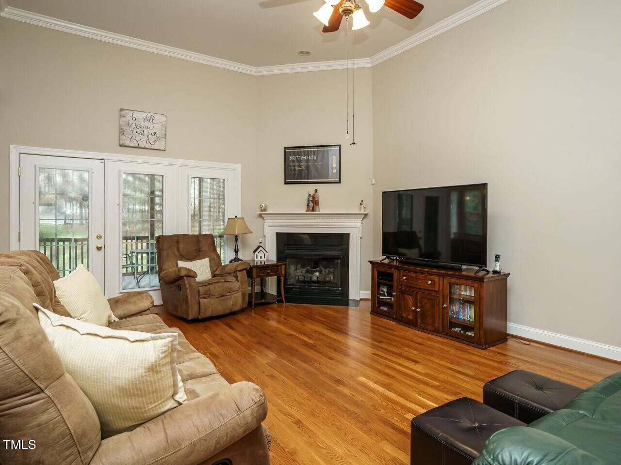 906 Trumpet Vine Court