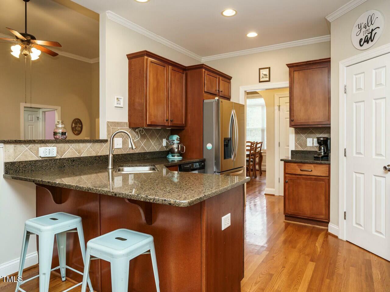 906 Trumpet Vine Court