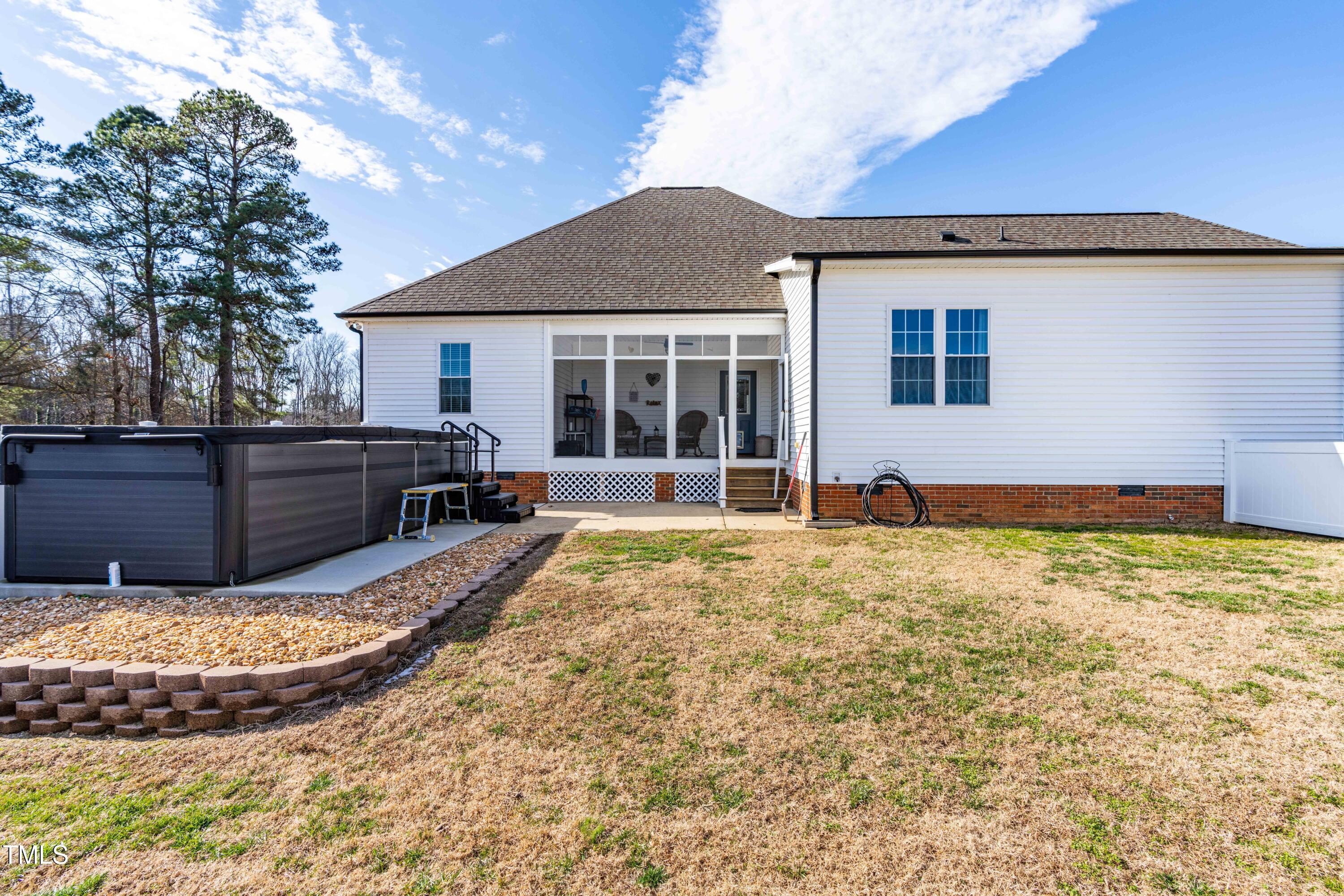 1675 Cheves Road