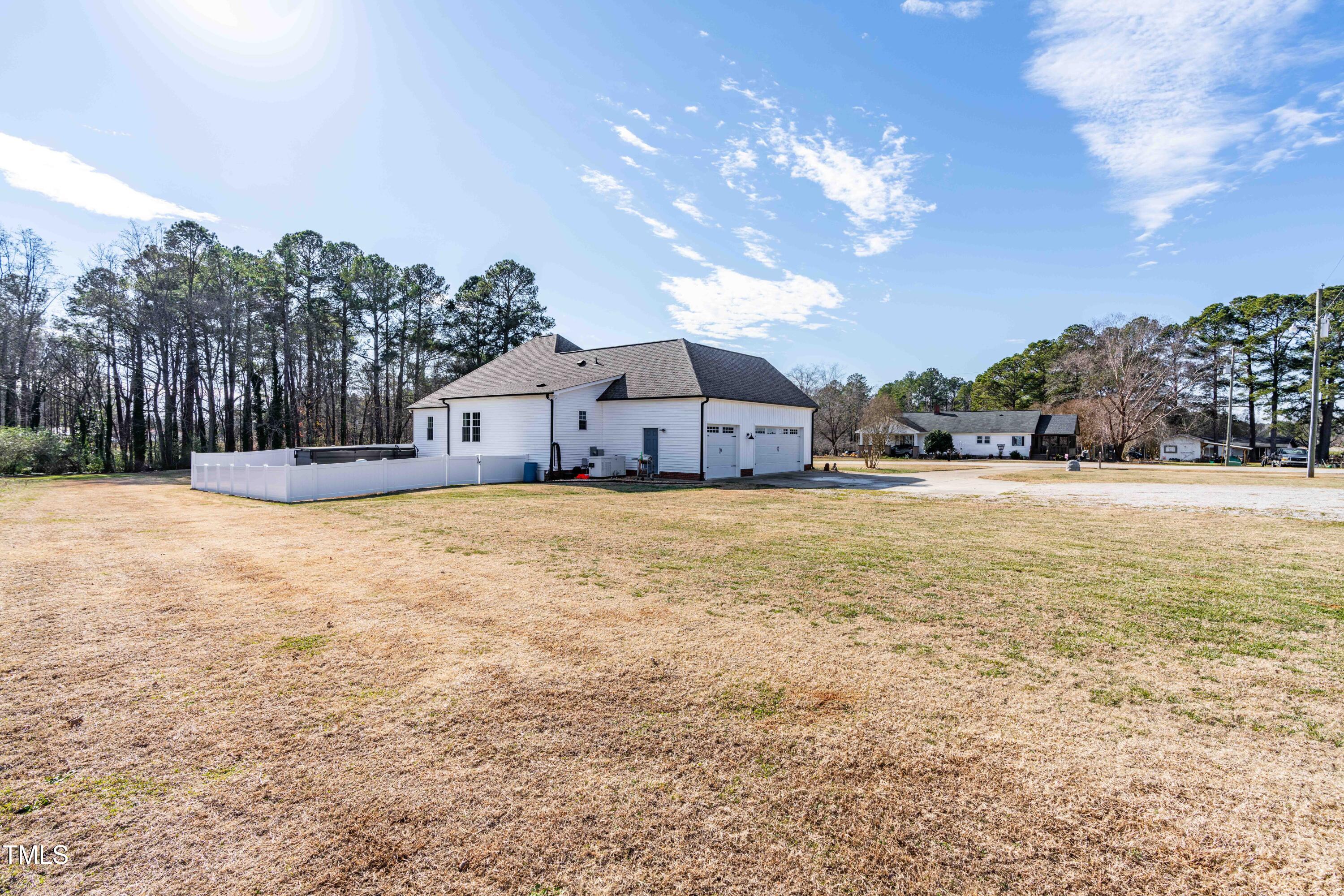 1675 Cheves Road