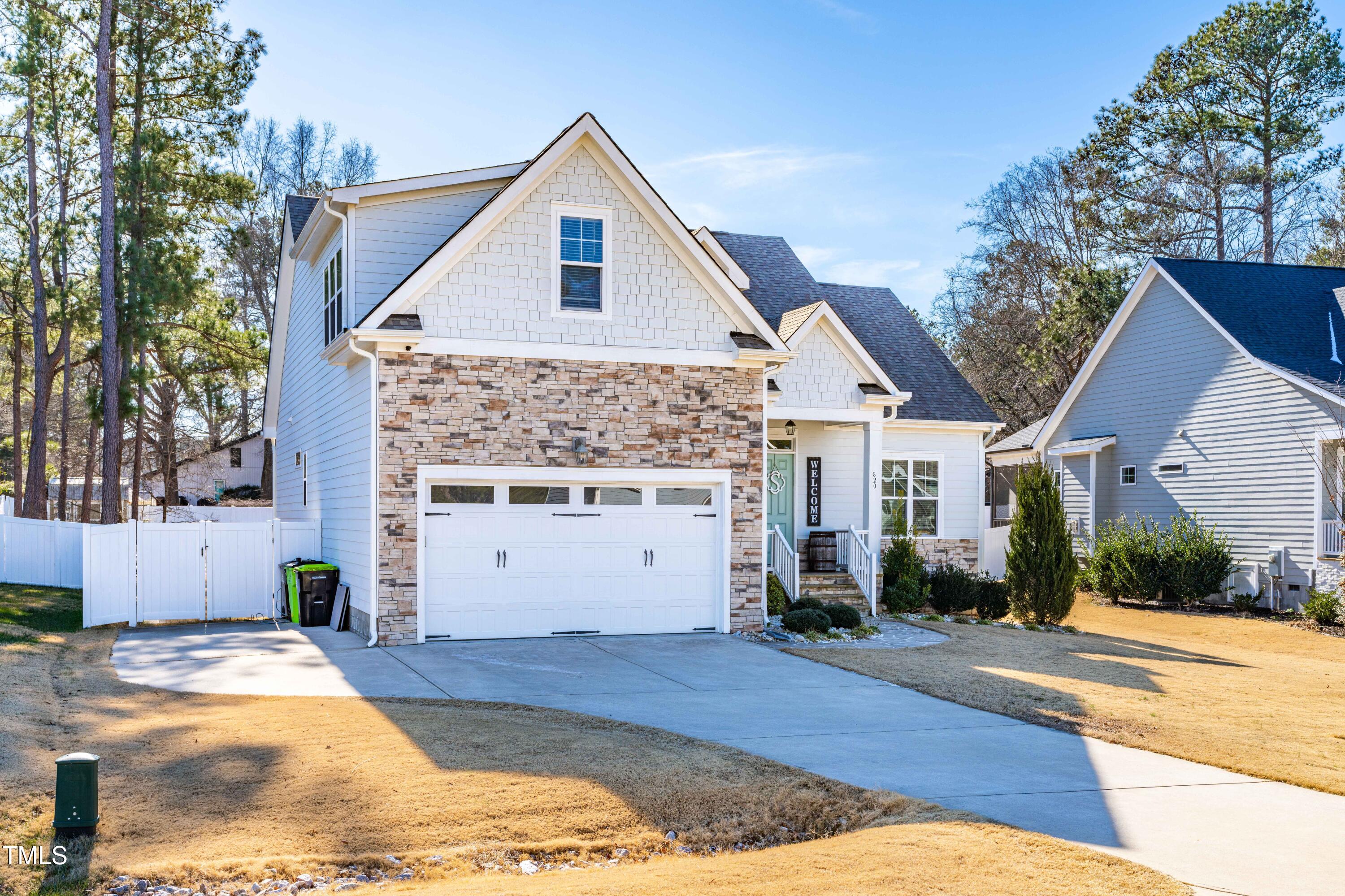 820 Trumpet Vine Court
