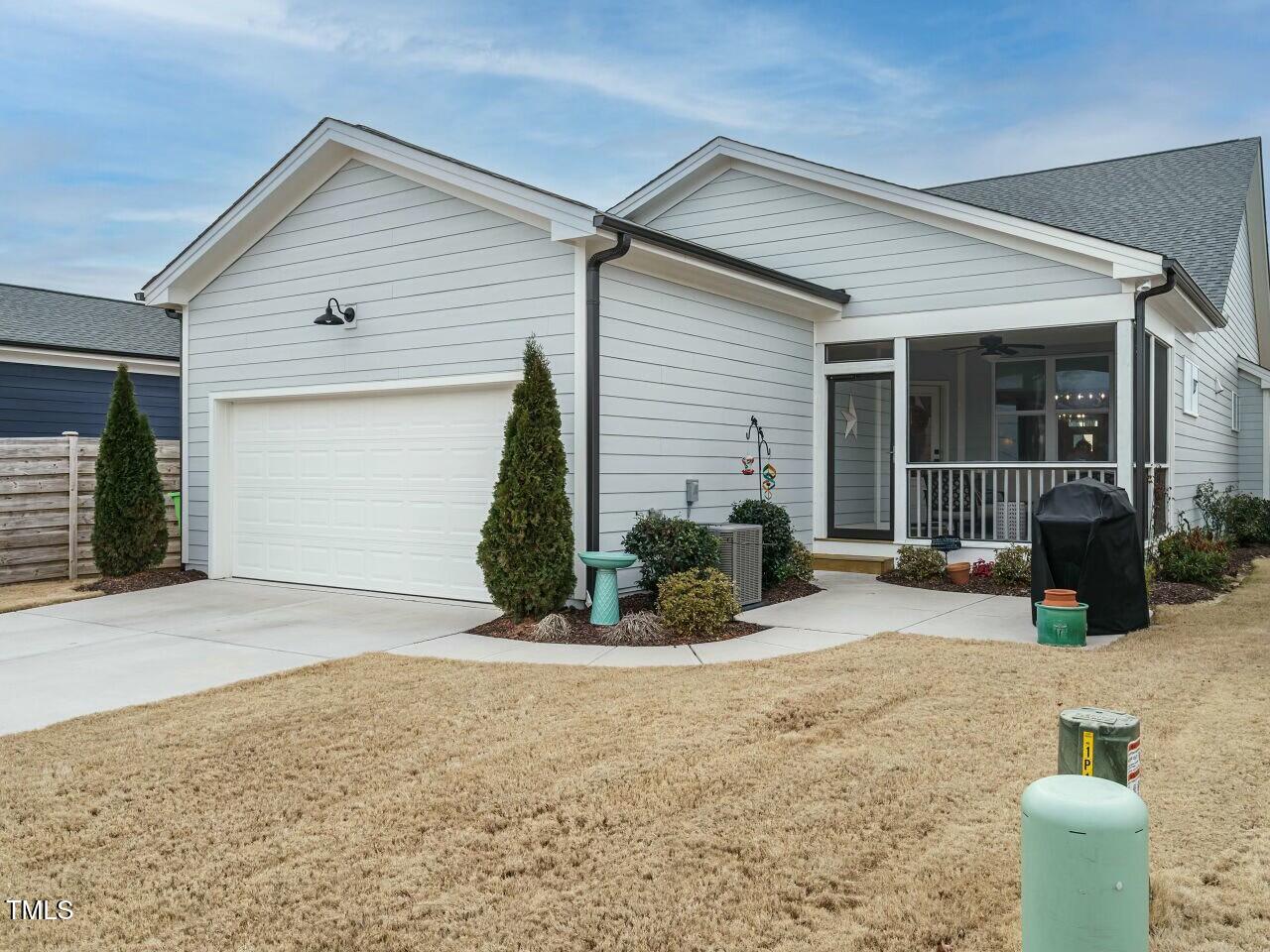 1572 Lone Prairie Drive