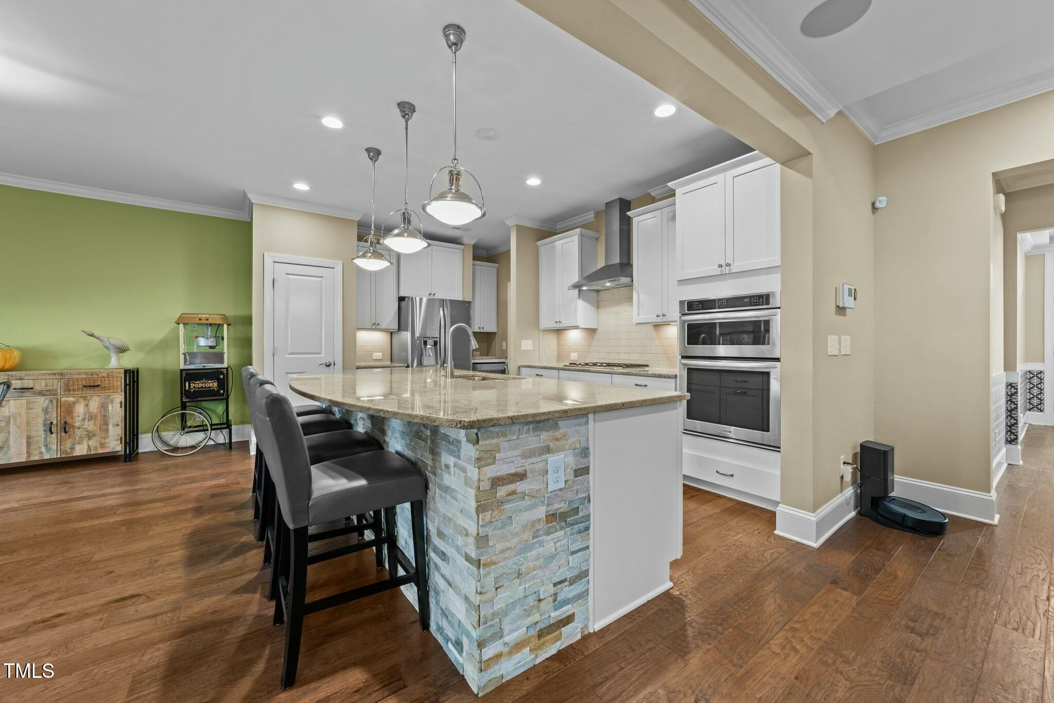 4033 Periwinkle Blue Lane