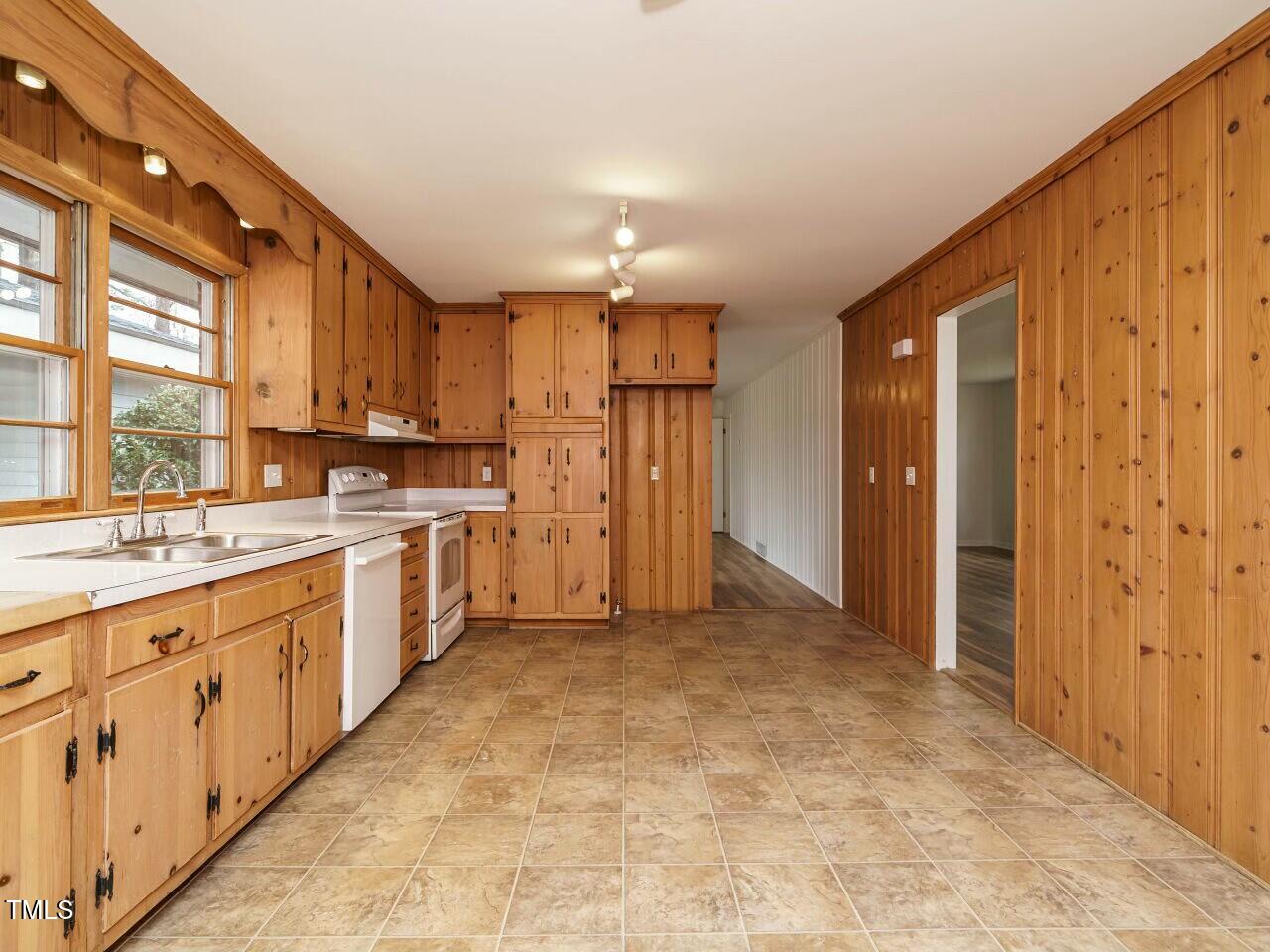 431 Mattox Street