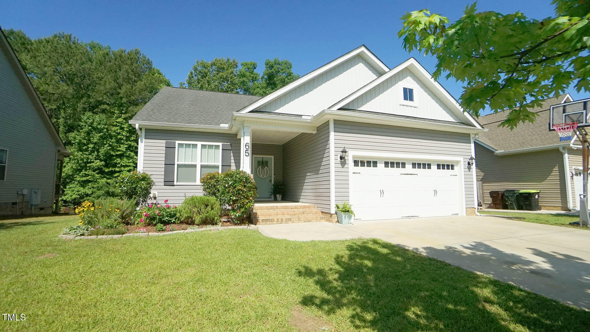 65 Wood Green Drive