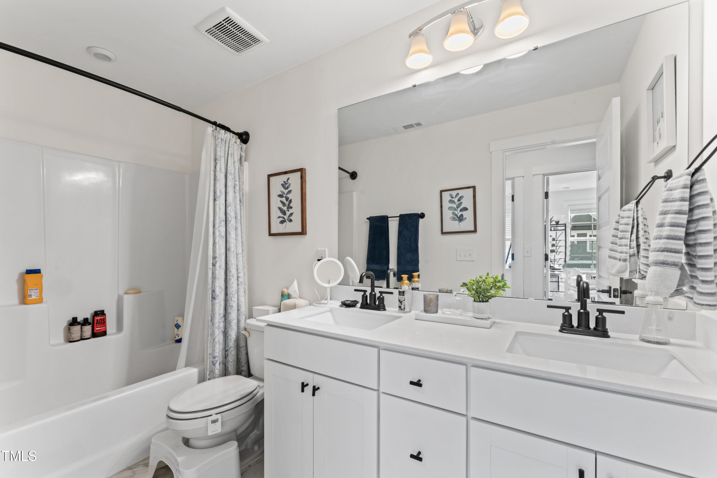 6922 Doddridge Lane