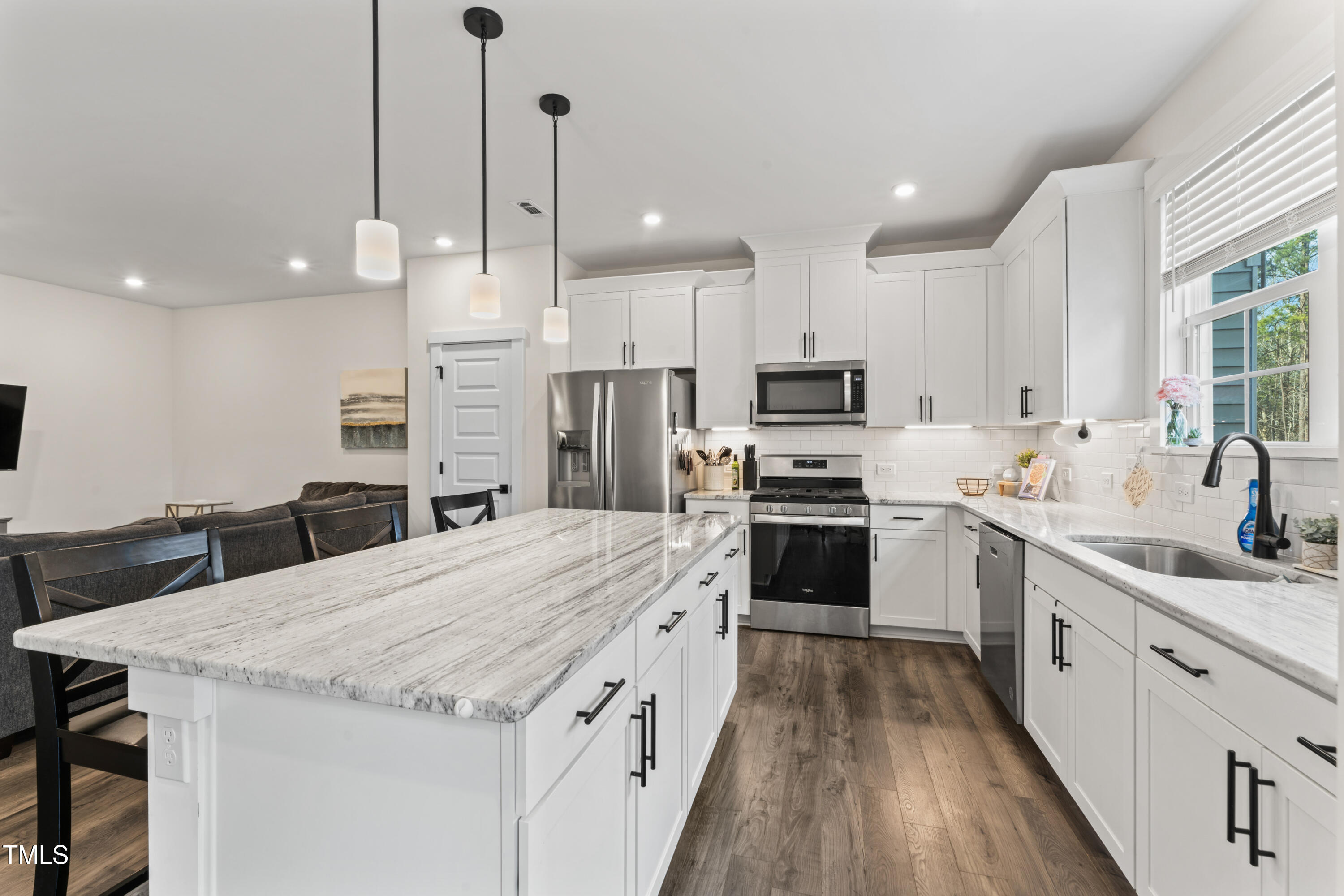 6922 Doddridge Lane