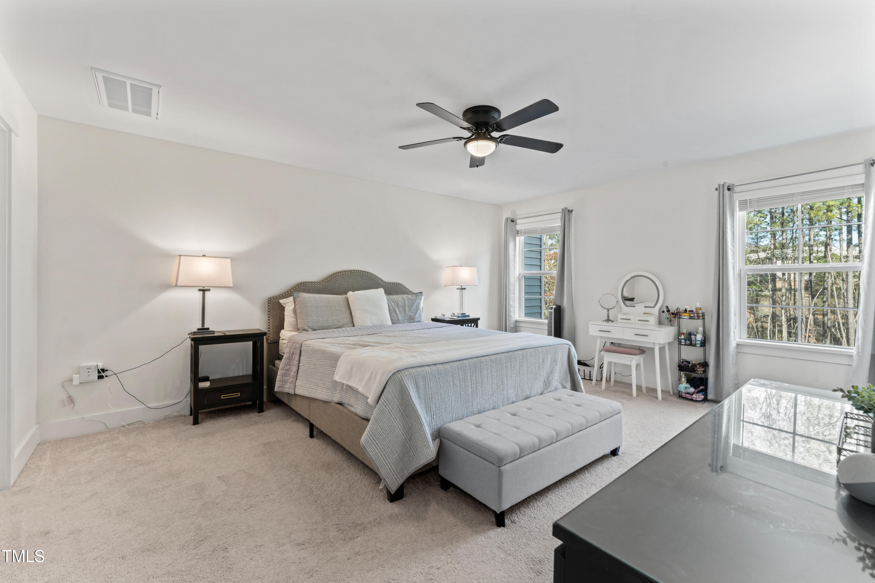 6922 Doddridge Lane