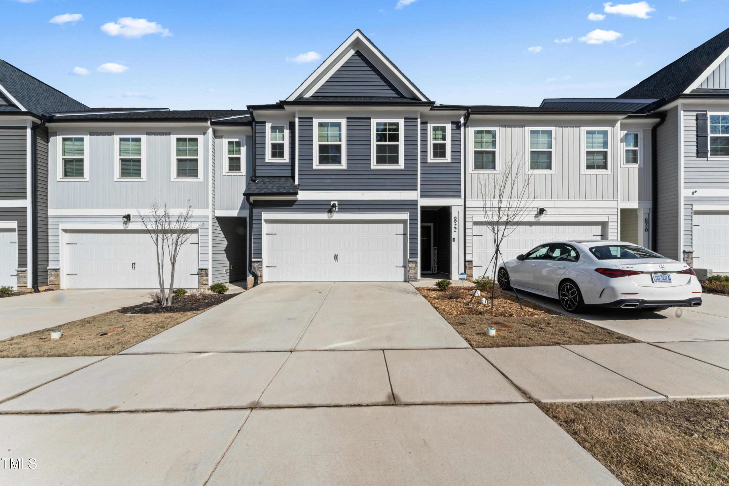 6922 Doddridge Lane