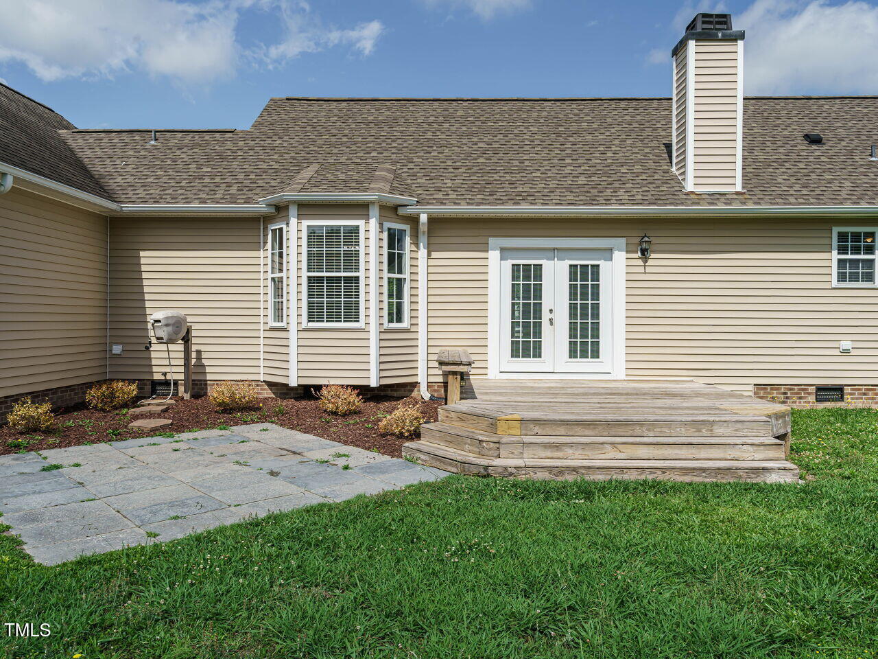 110 Westlake Drive
