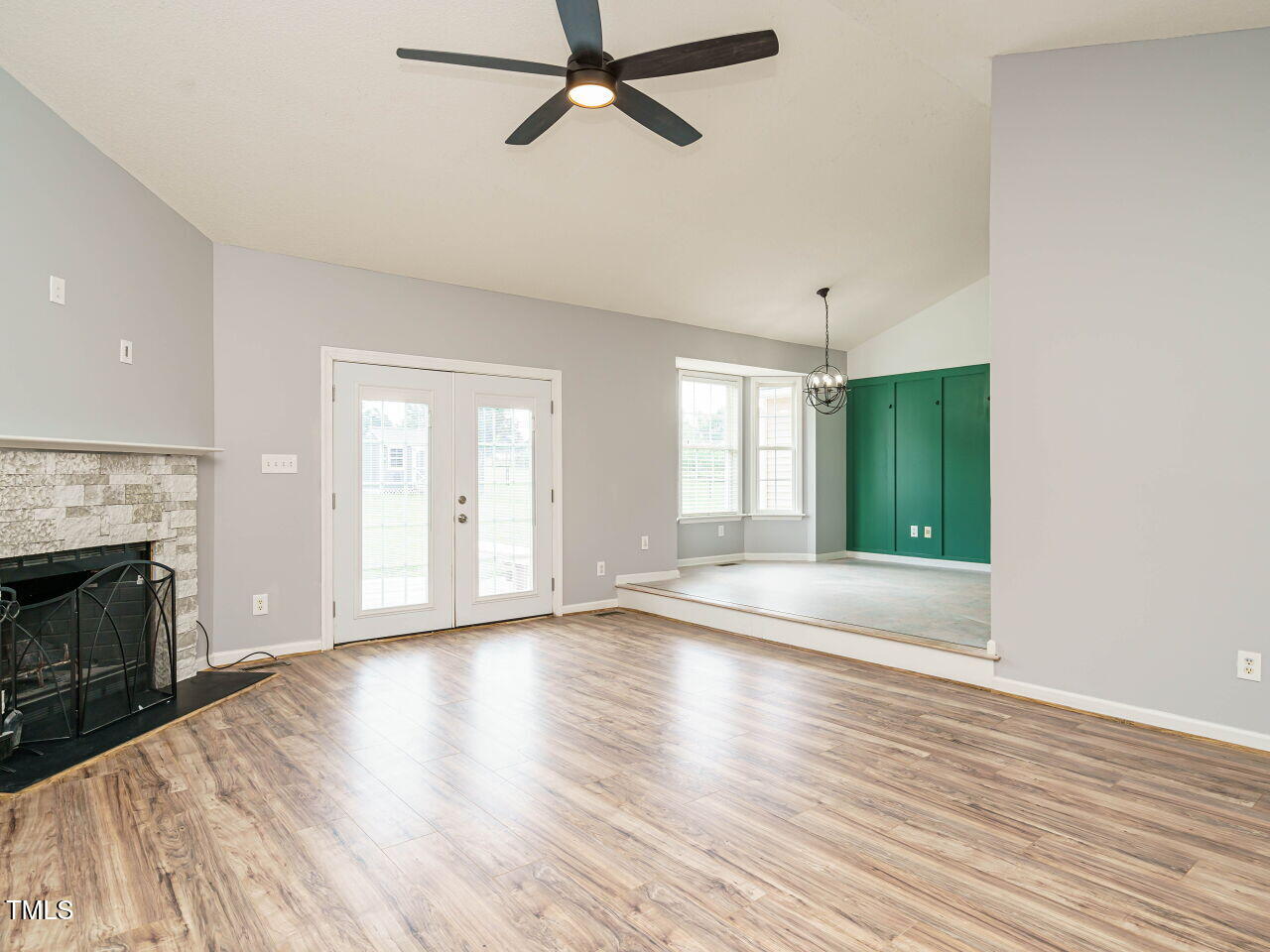 110 Westlake Drive