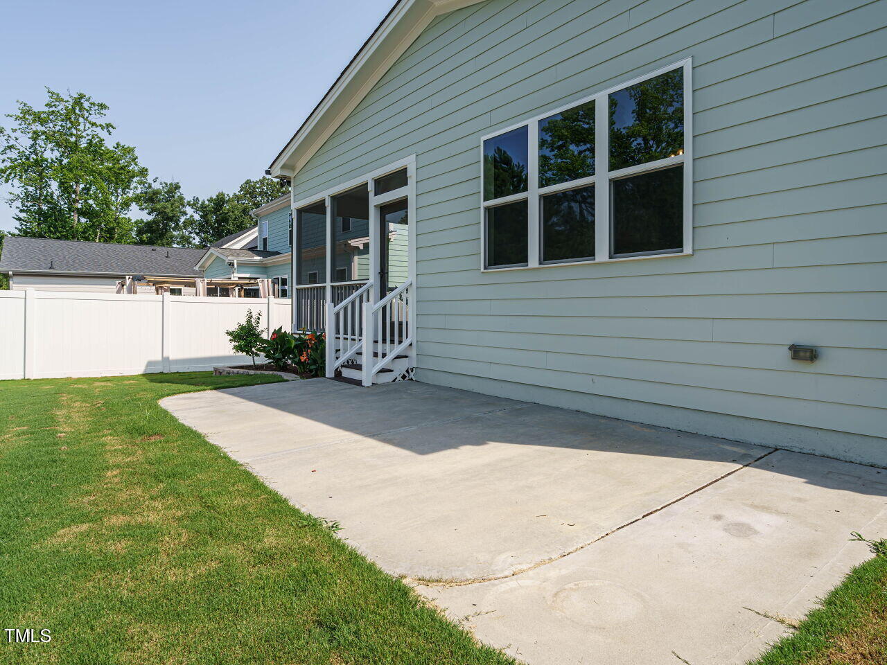 2013 Woodbluff Drive