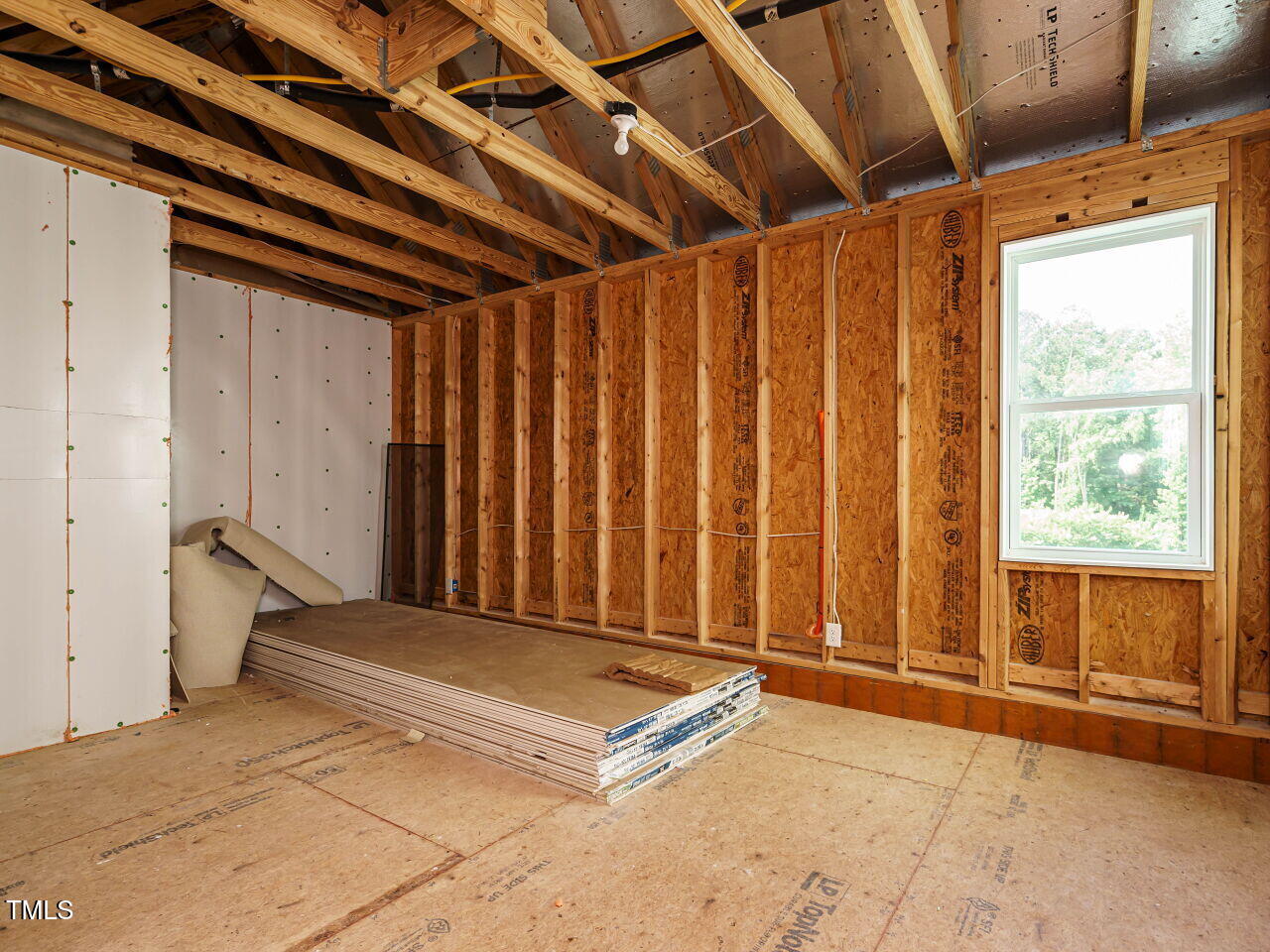 2013 Woodbluff Drive