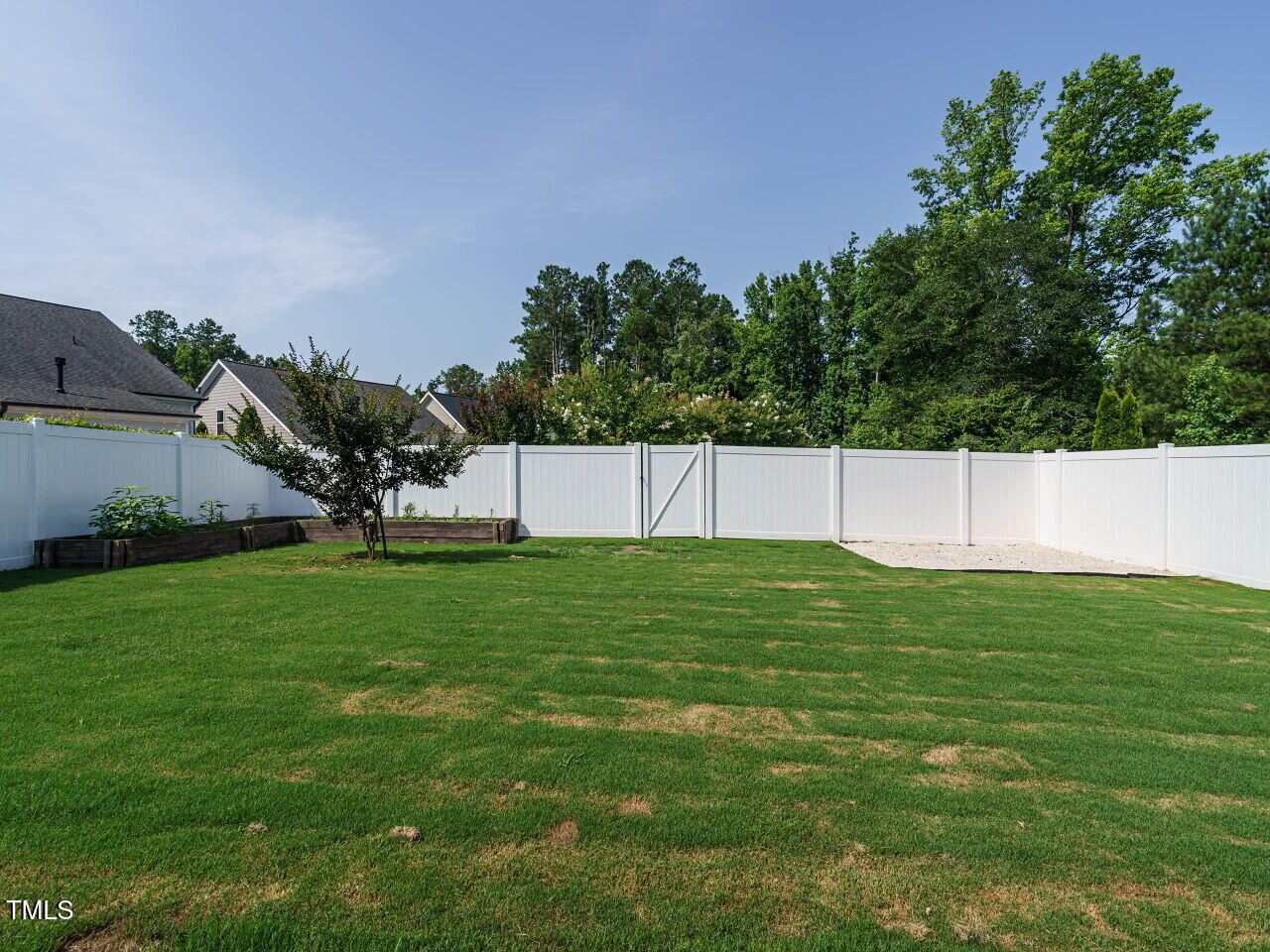 2013 Woodbluff Drive