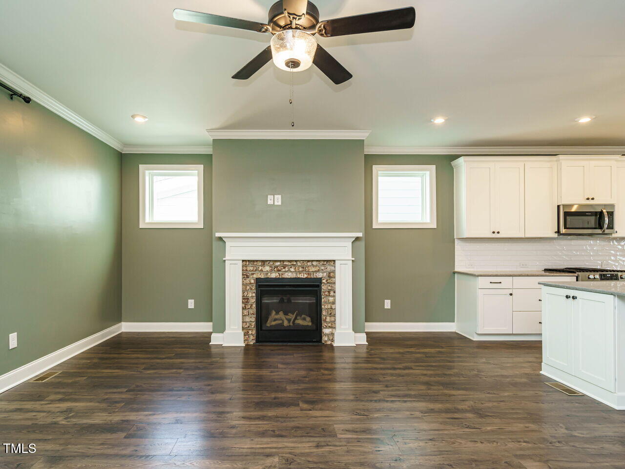 2013 Woodbluff Drive