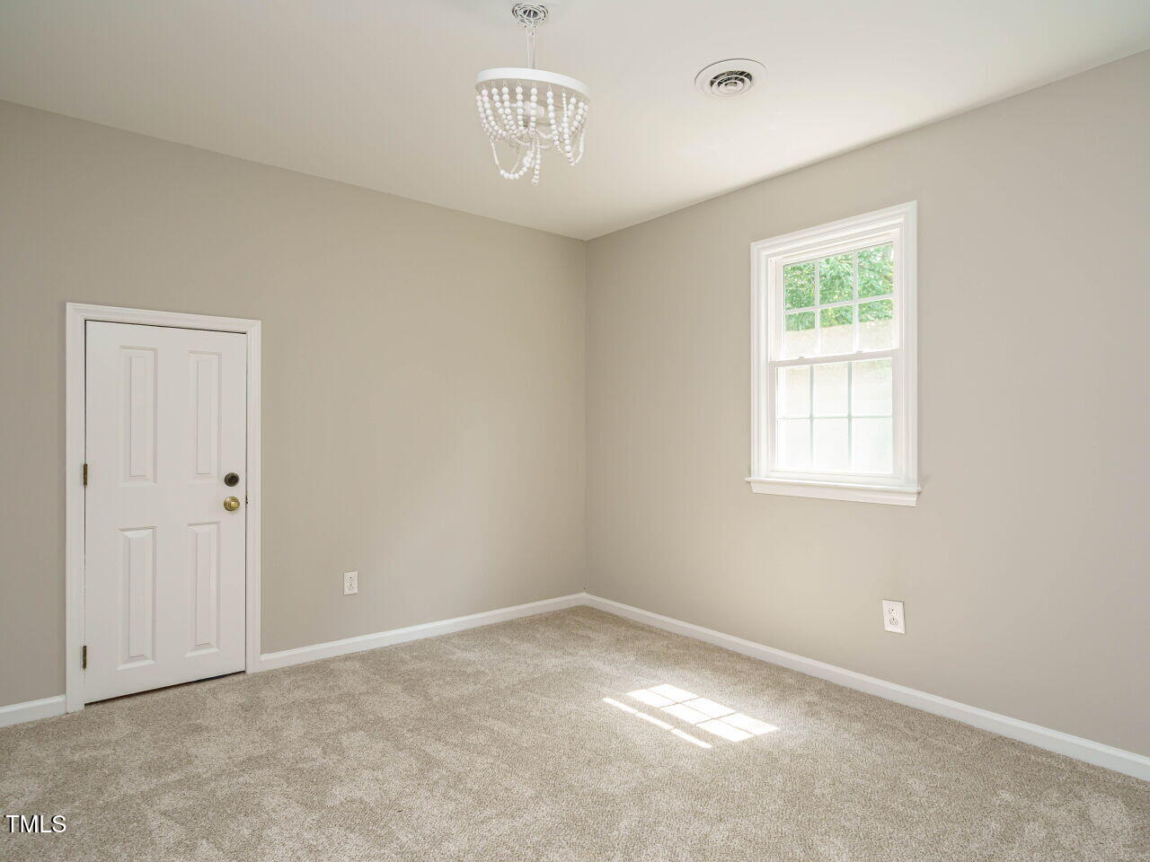 505 Commander Drive
