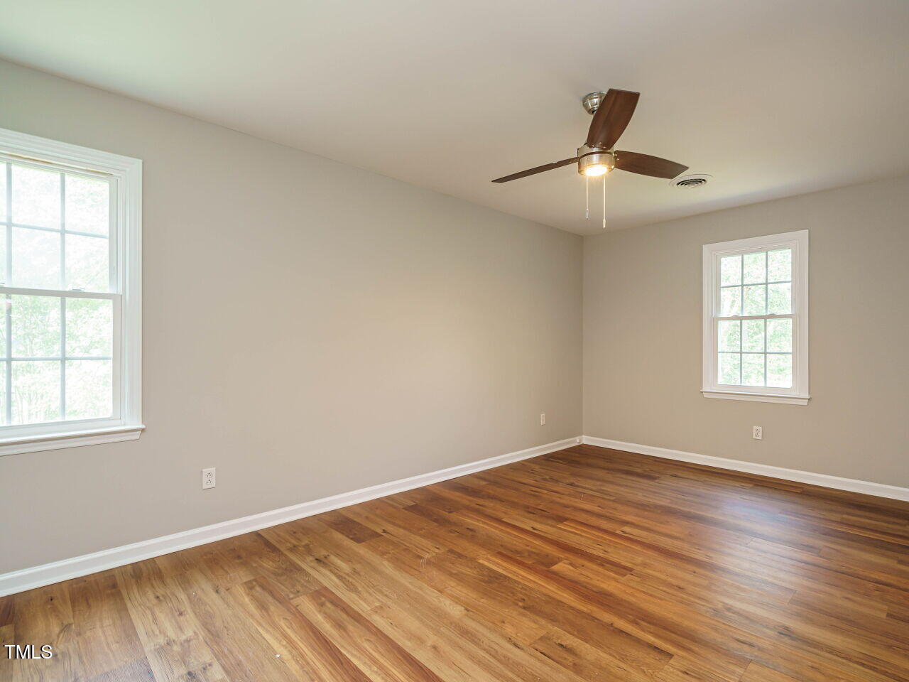 505 Commander Drive