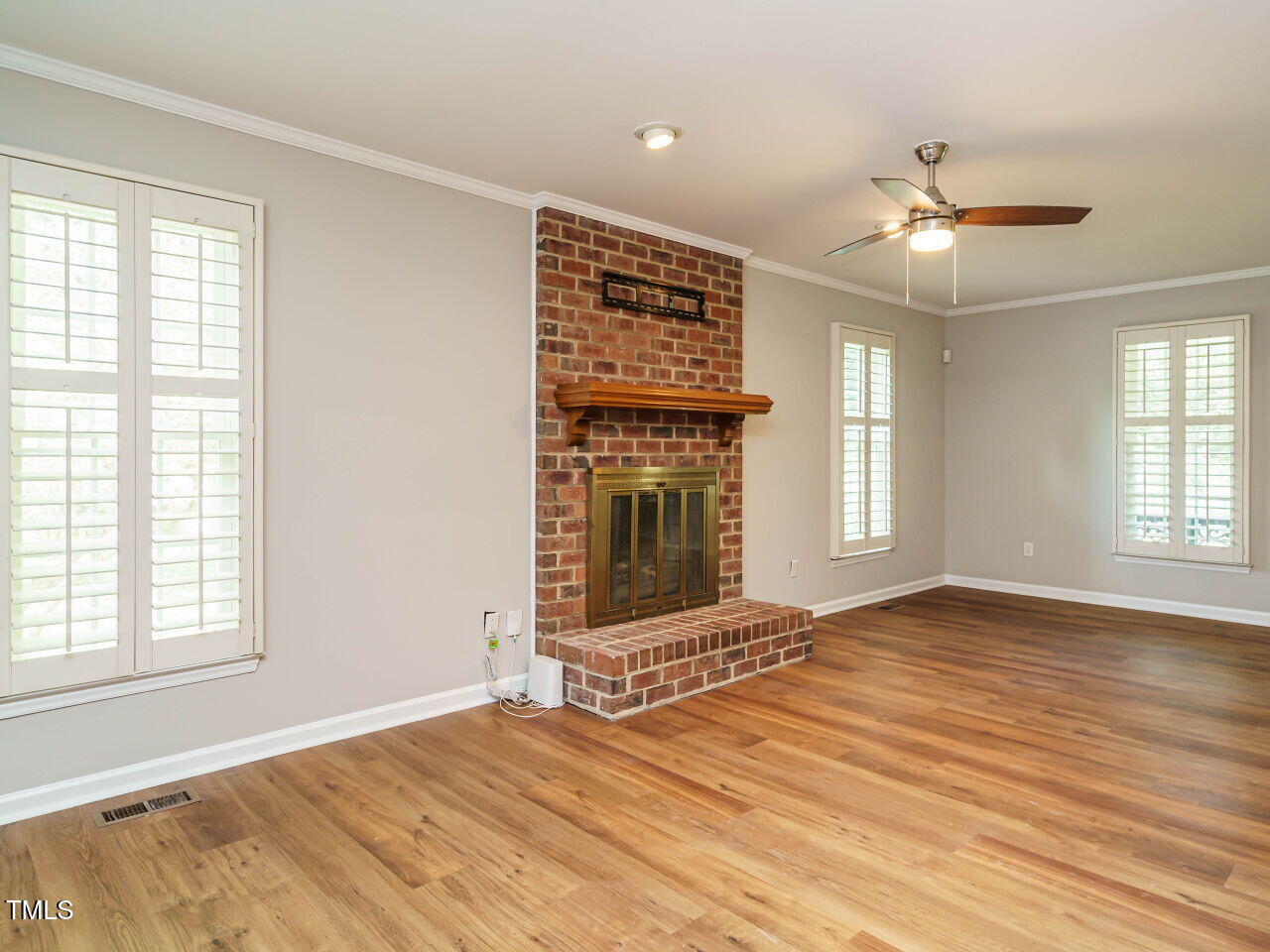 505 Commander Drive