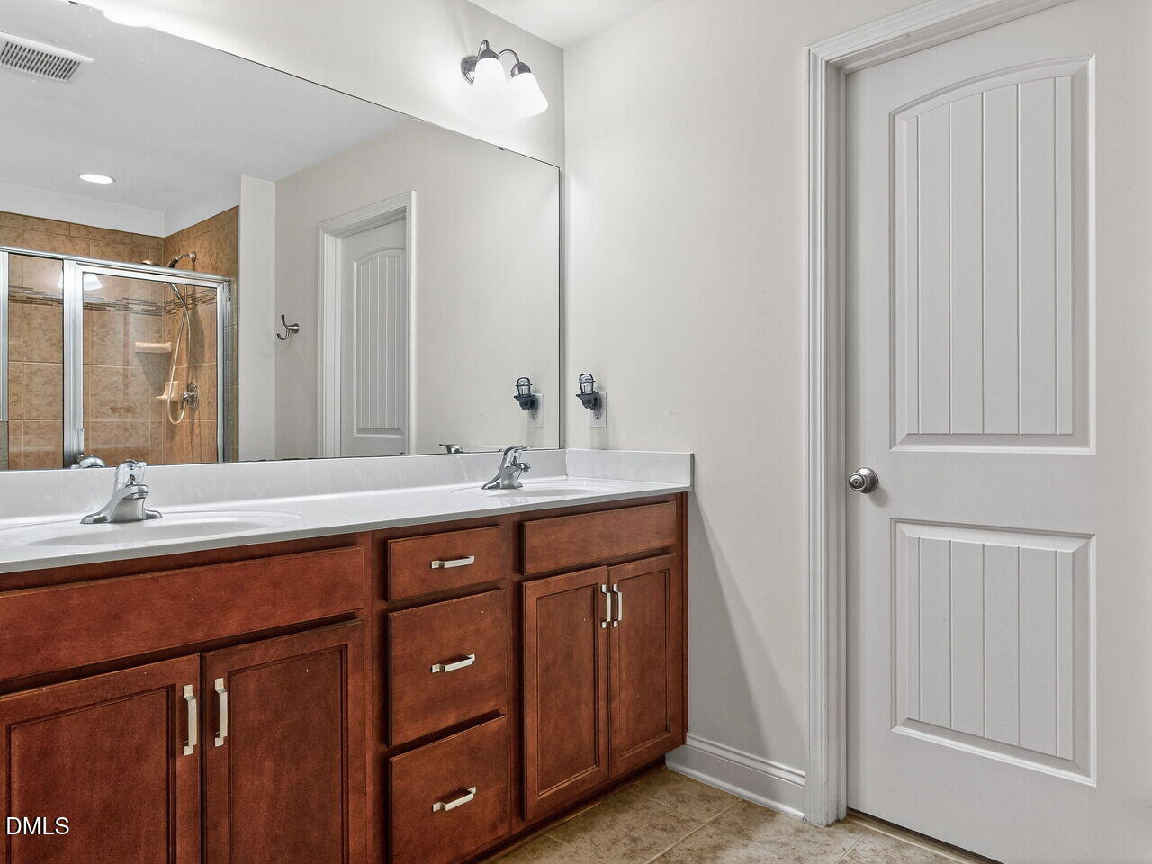 1600 Cascade Falls Lane, Wendell