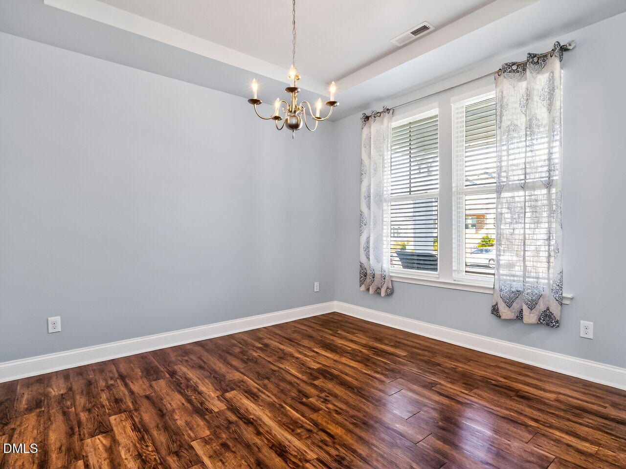 637 Groveview Wynd