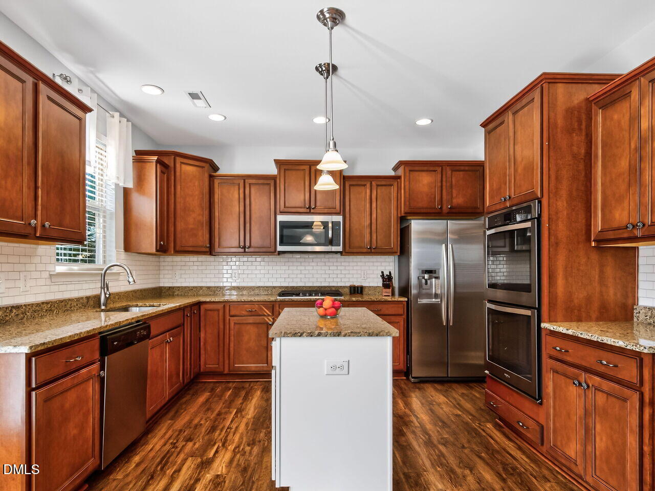 637 Groveview Wynd