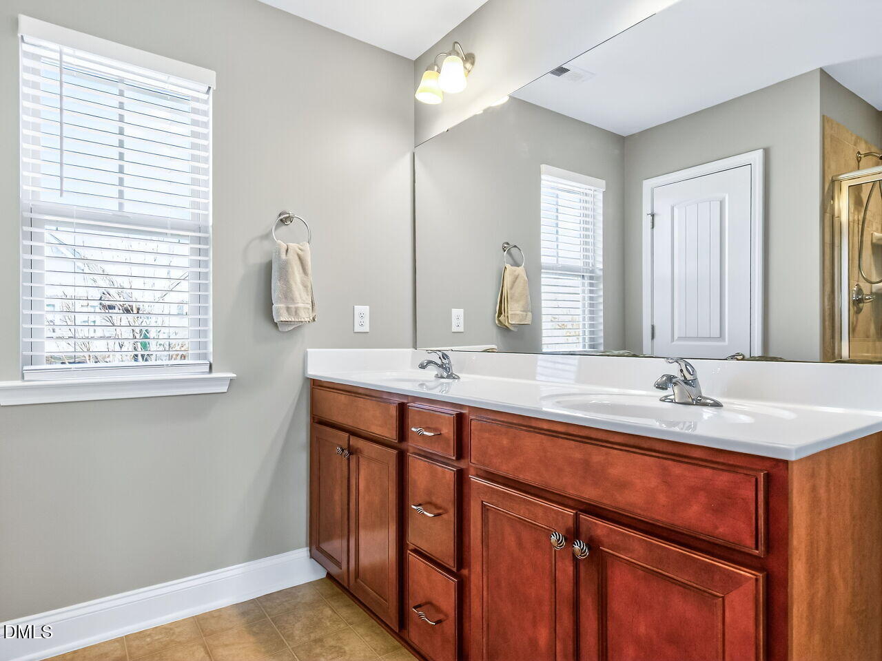 637 Groveview Wynd