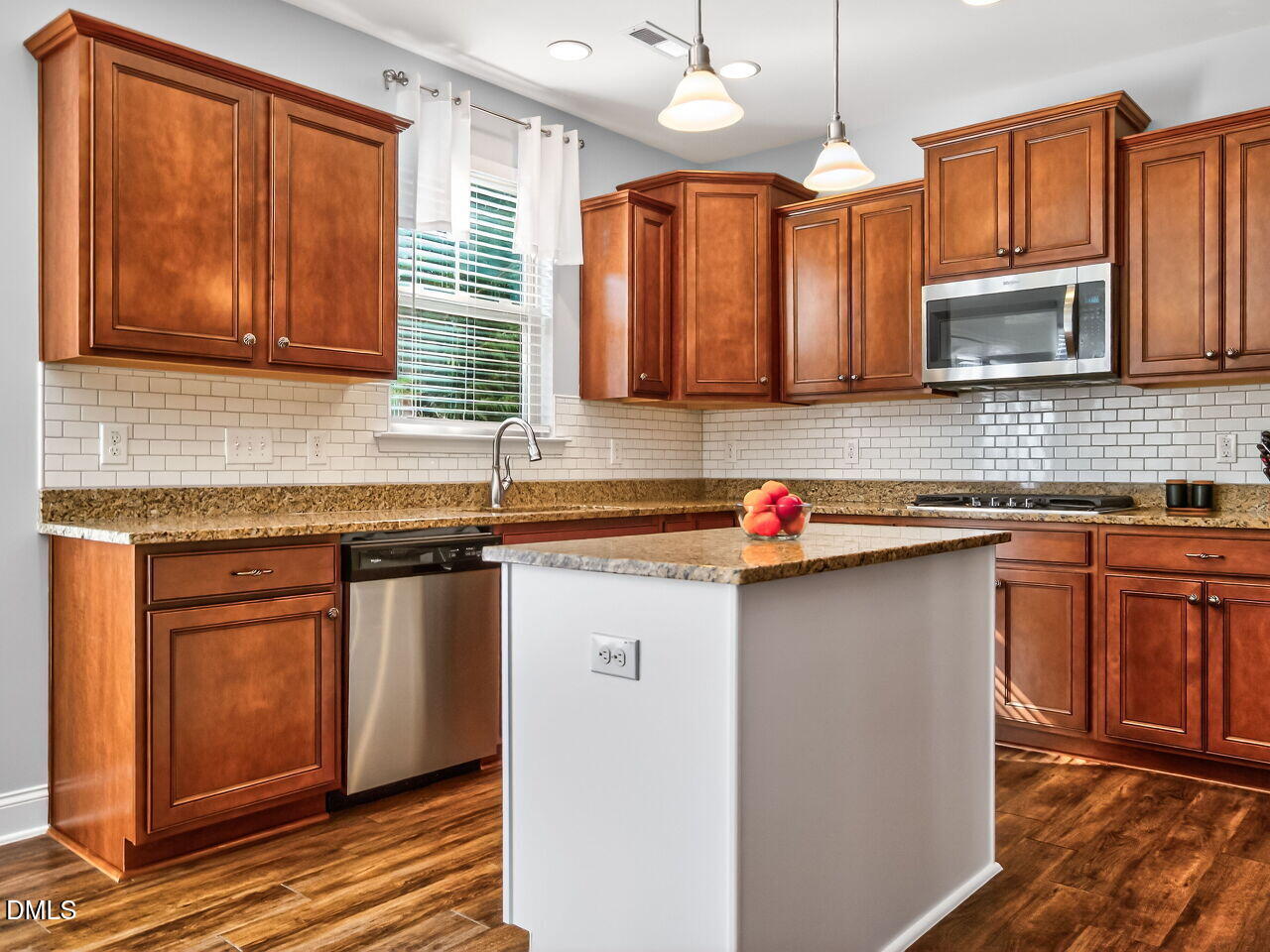 637 Groveview Wynd
