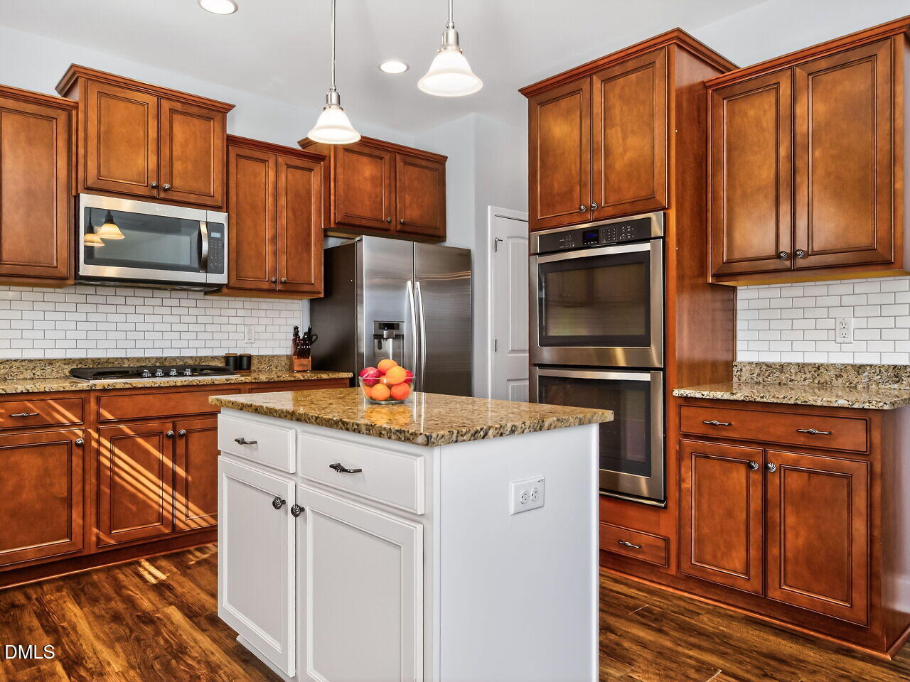 637 Groveview Wynd