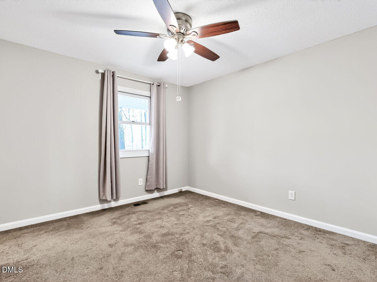 136 Candlewick Drive