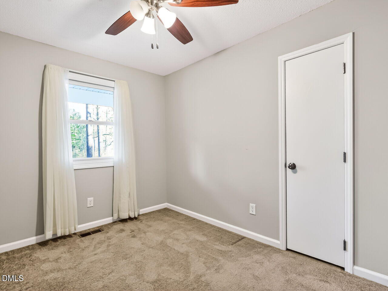 136 Candlewick Drive