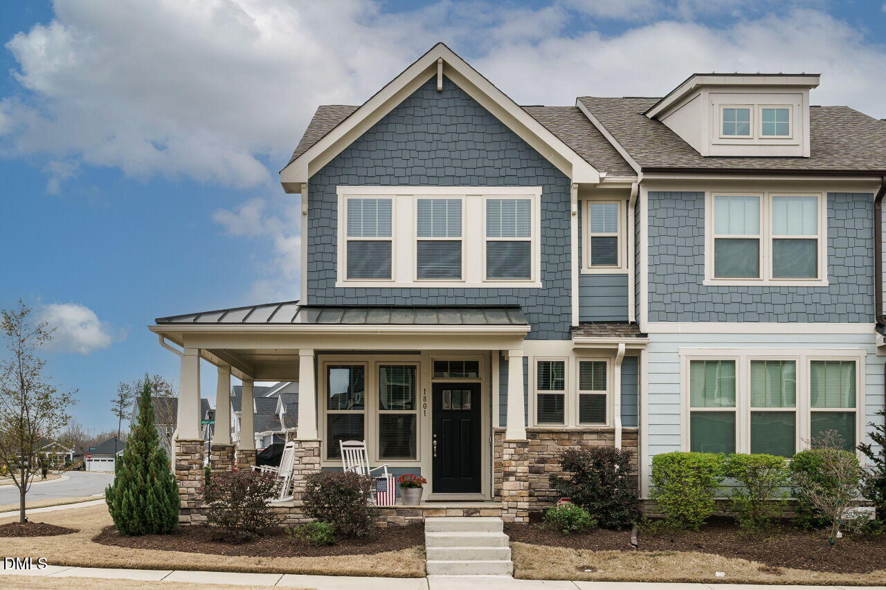 1801 Shady Oaks Drive