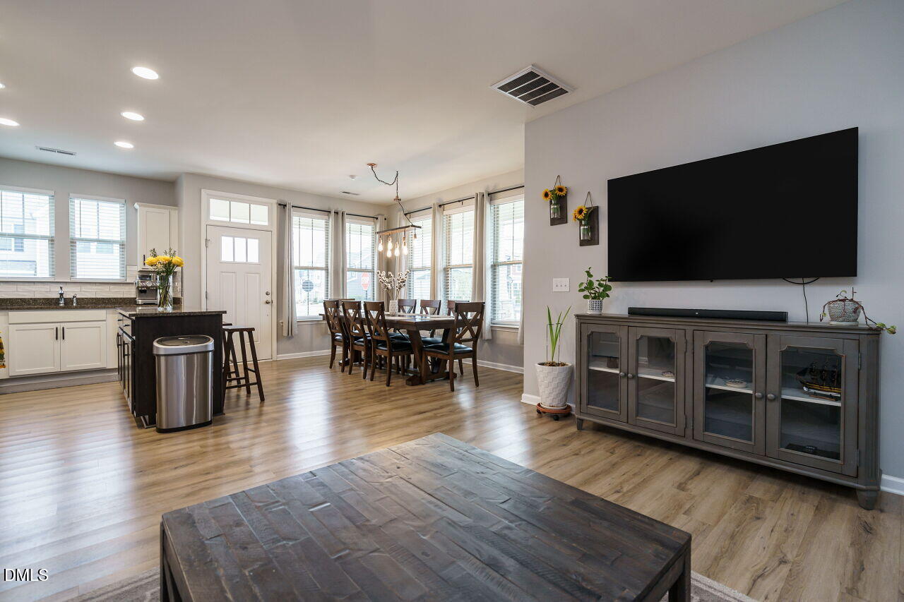 1801 Shady Oaks Drive