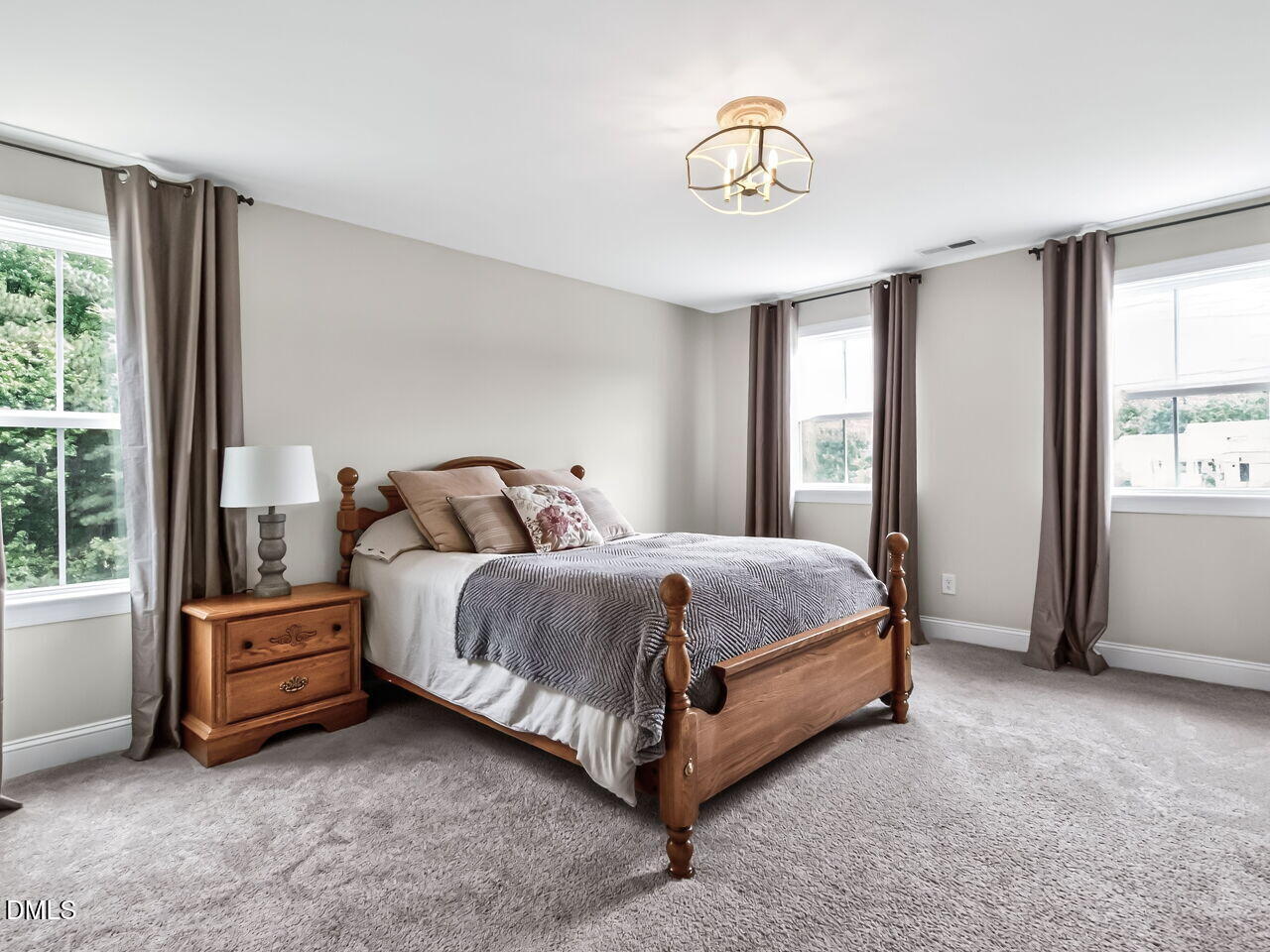 1111 Hunters Grande Trail