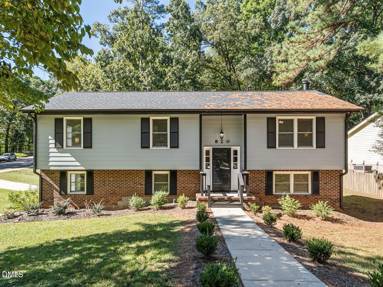 820 Nuttree Place Raleigh Nc Us 27606 Df621199b62344adbfa486de9c3cea75