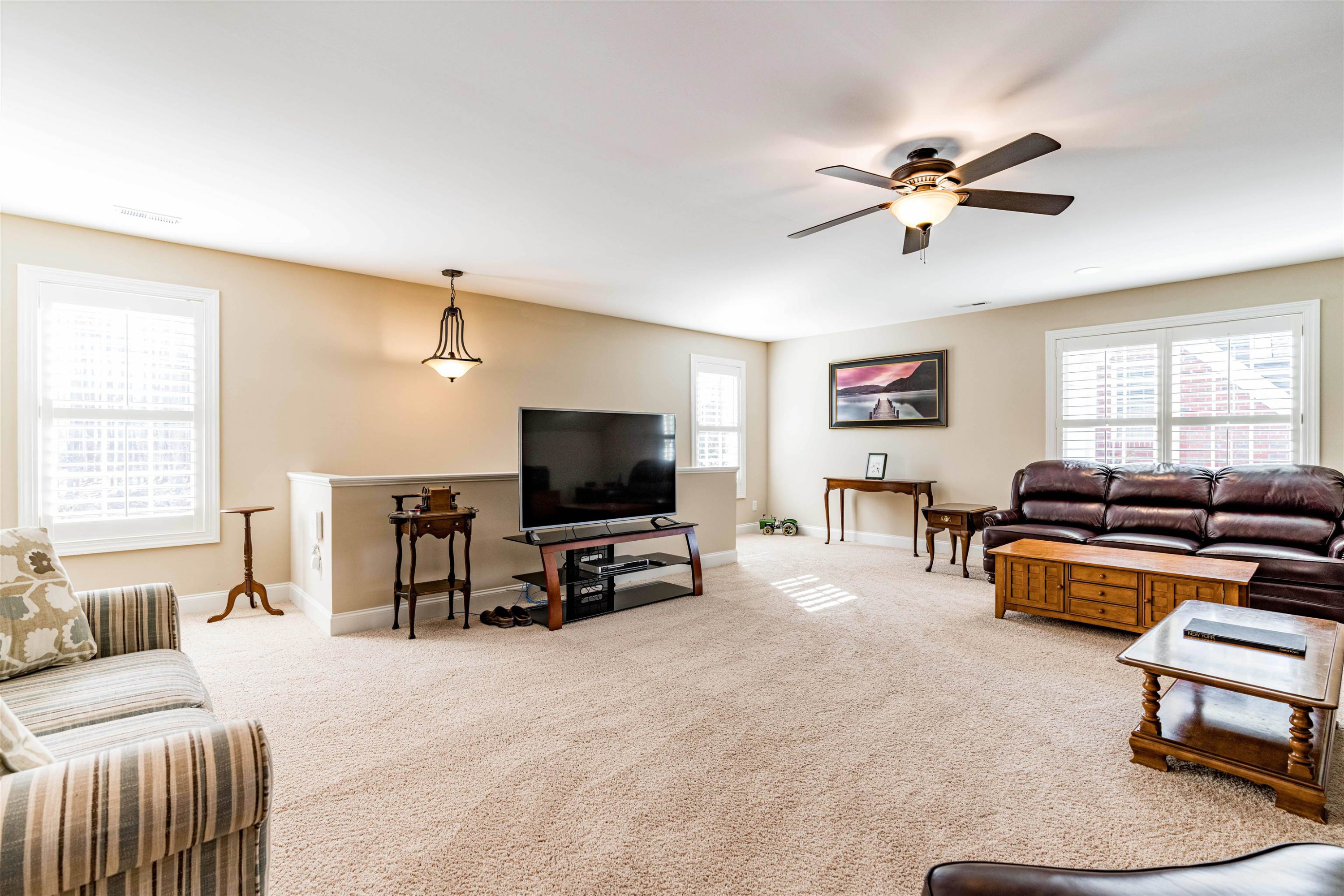 643 Rockbank Loop