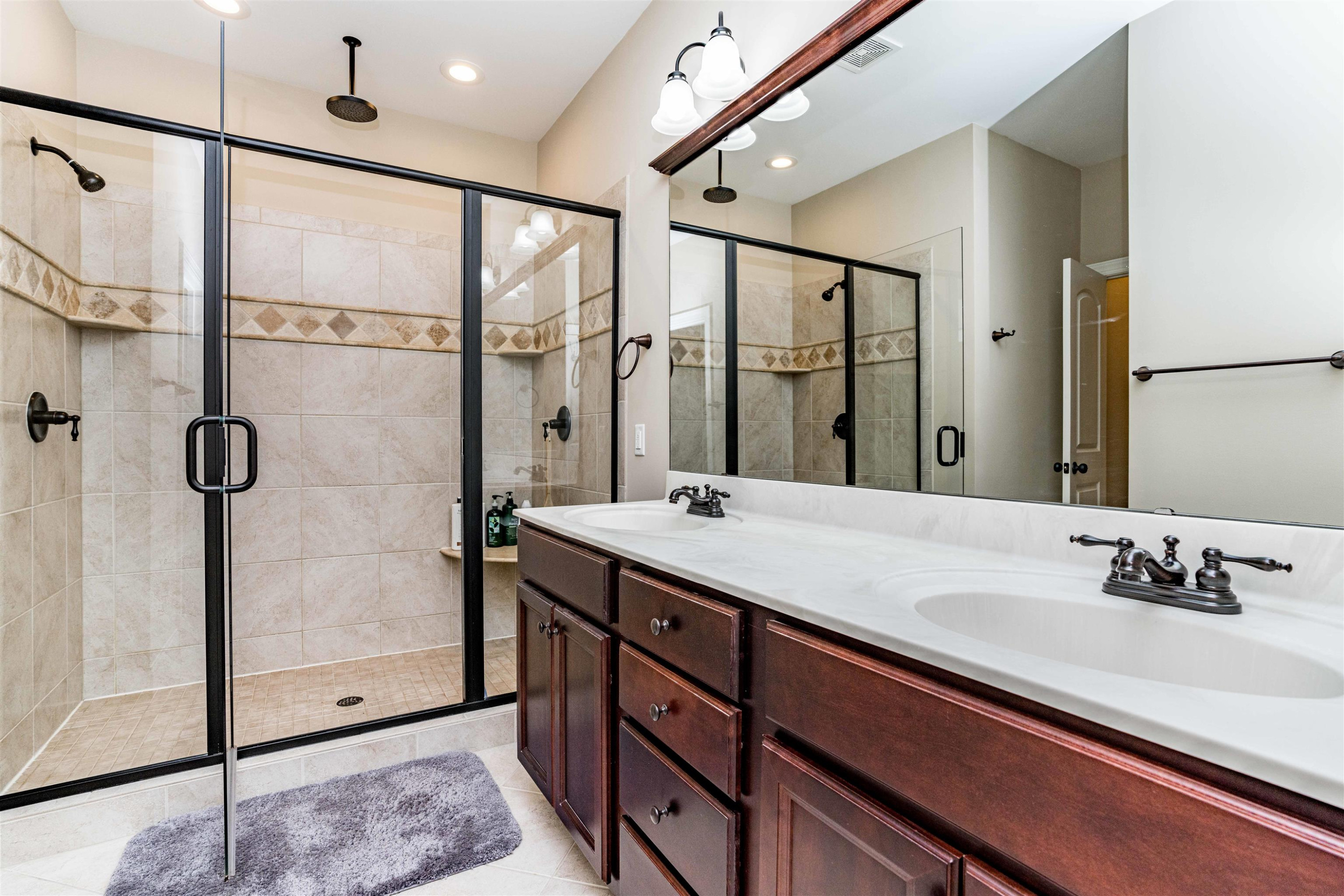 643 Rockbank Loop