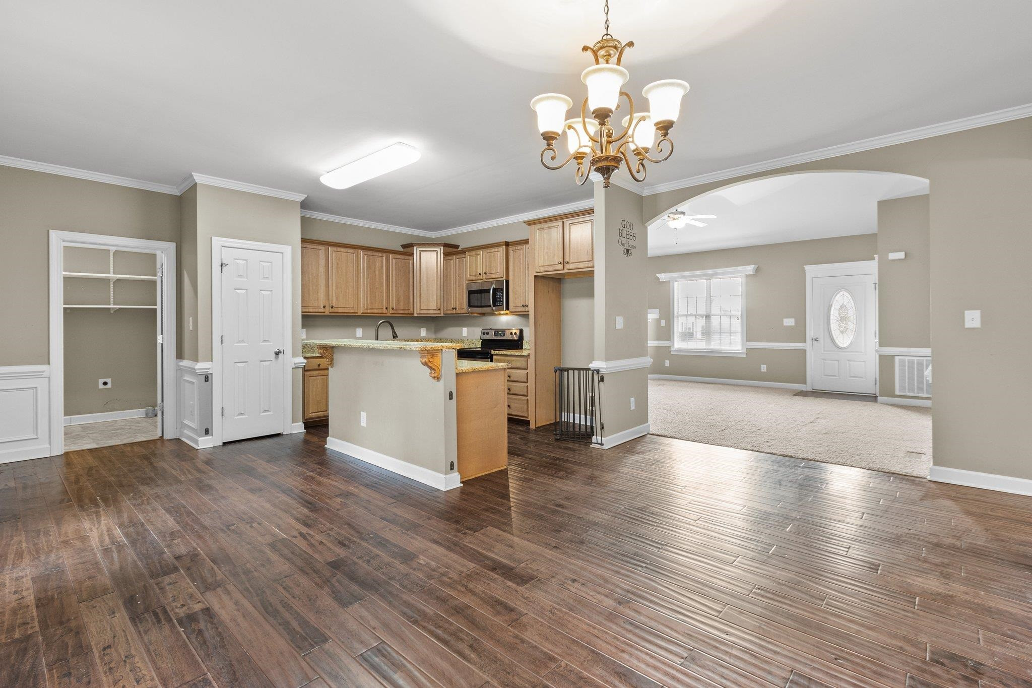 76 Sandecker Court