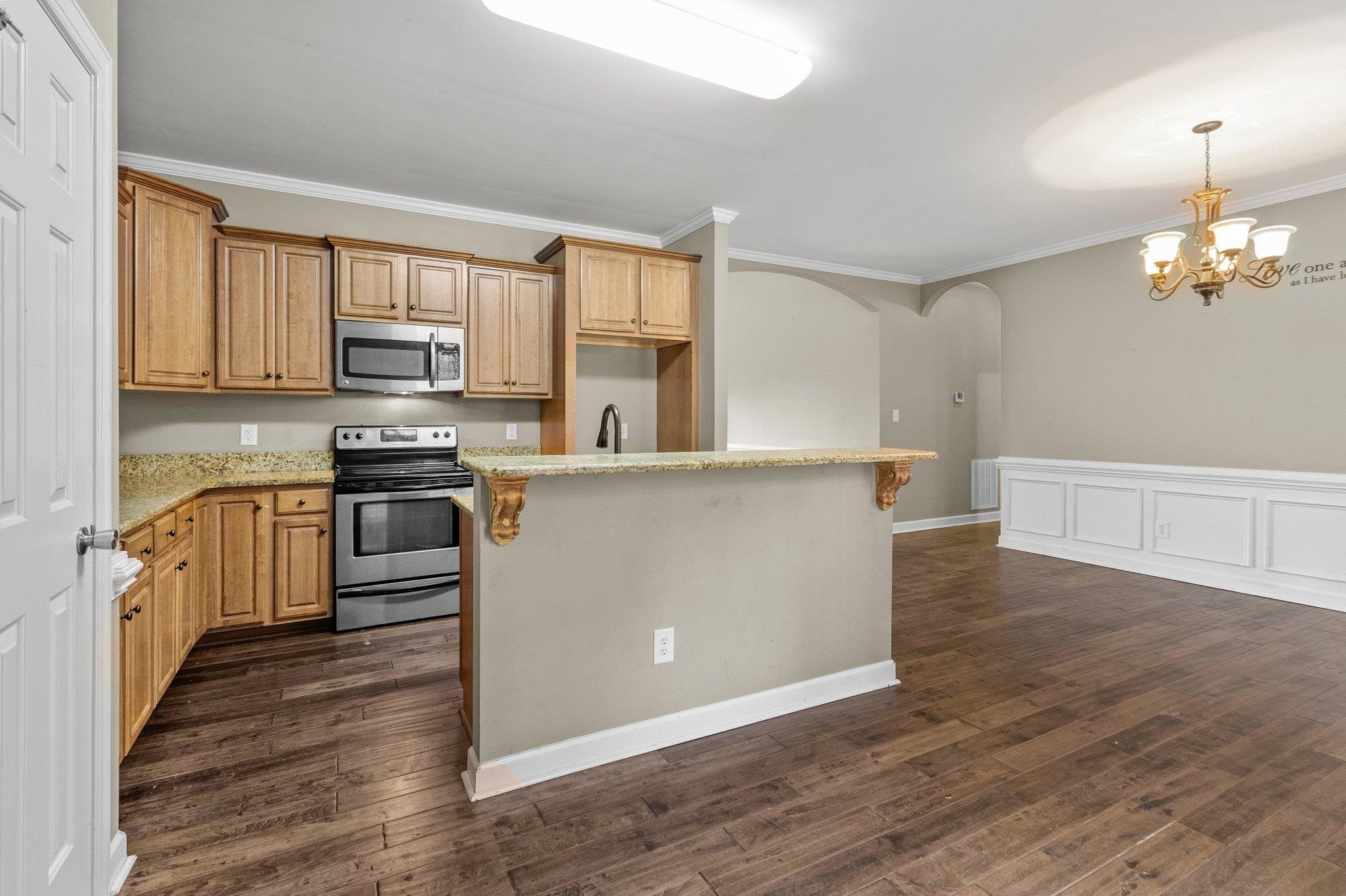 76 Sandecker Court