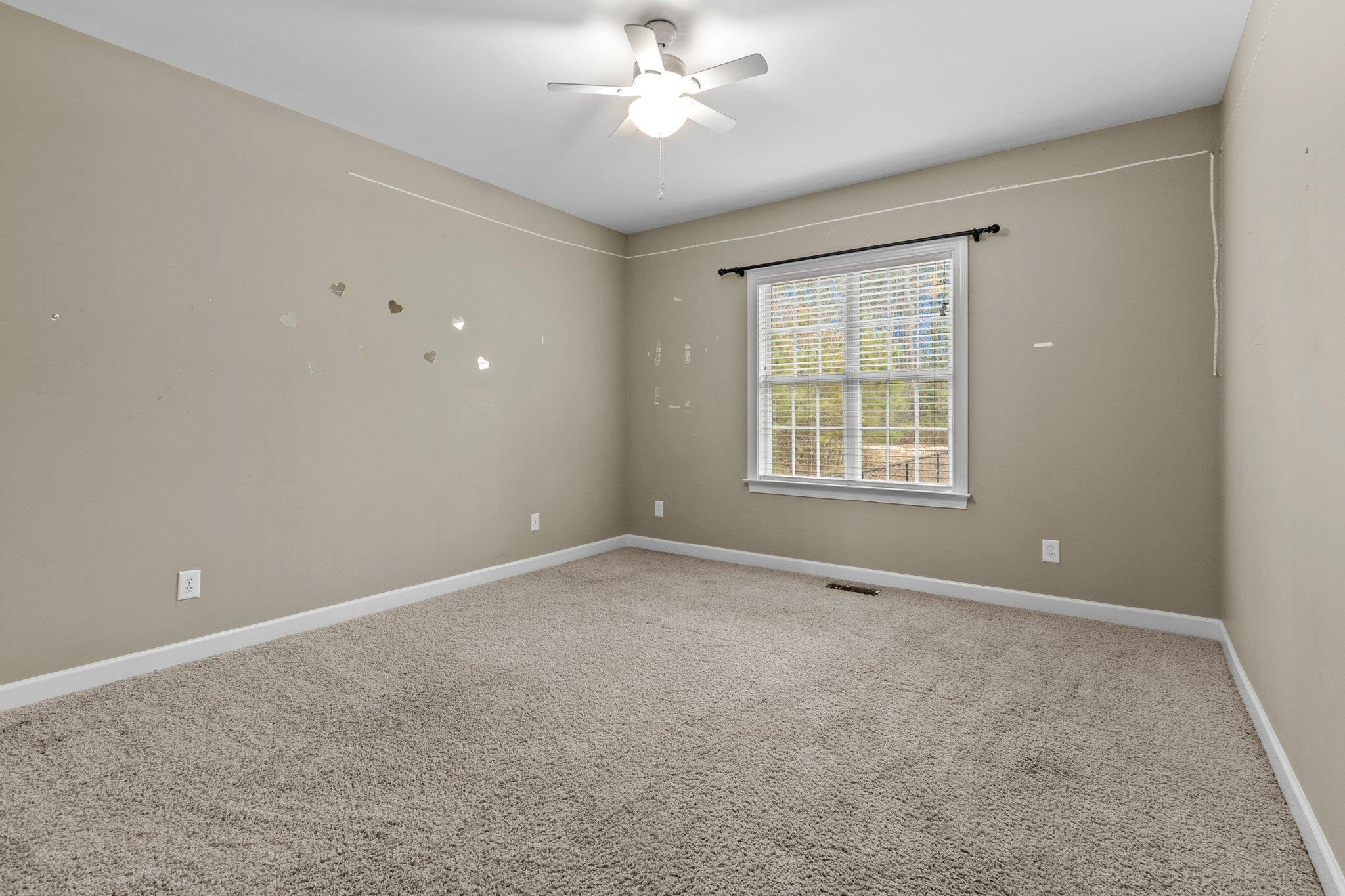 76 Sandecker Court