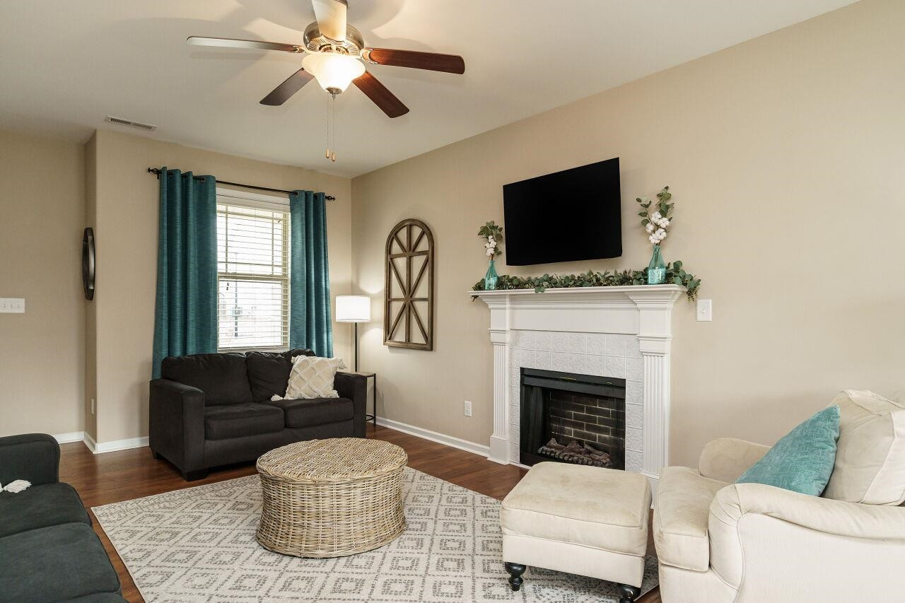 256 Longdeer Drive