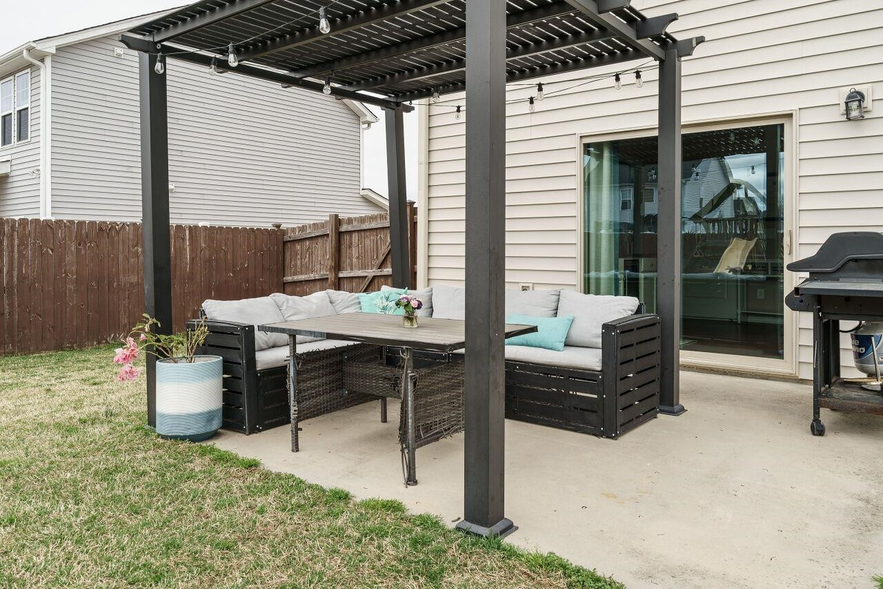 256 Longdeer Drive