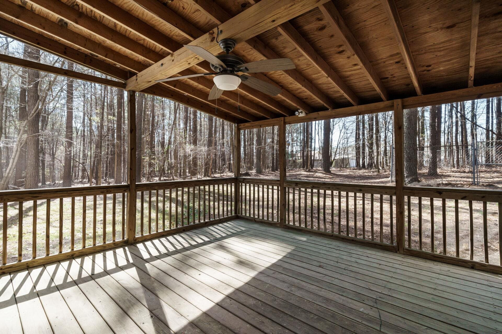 554 Derby Lane
