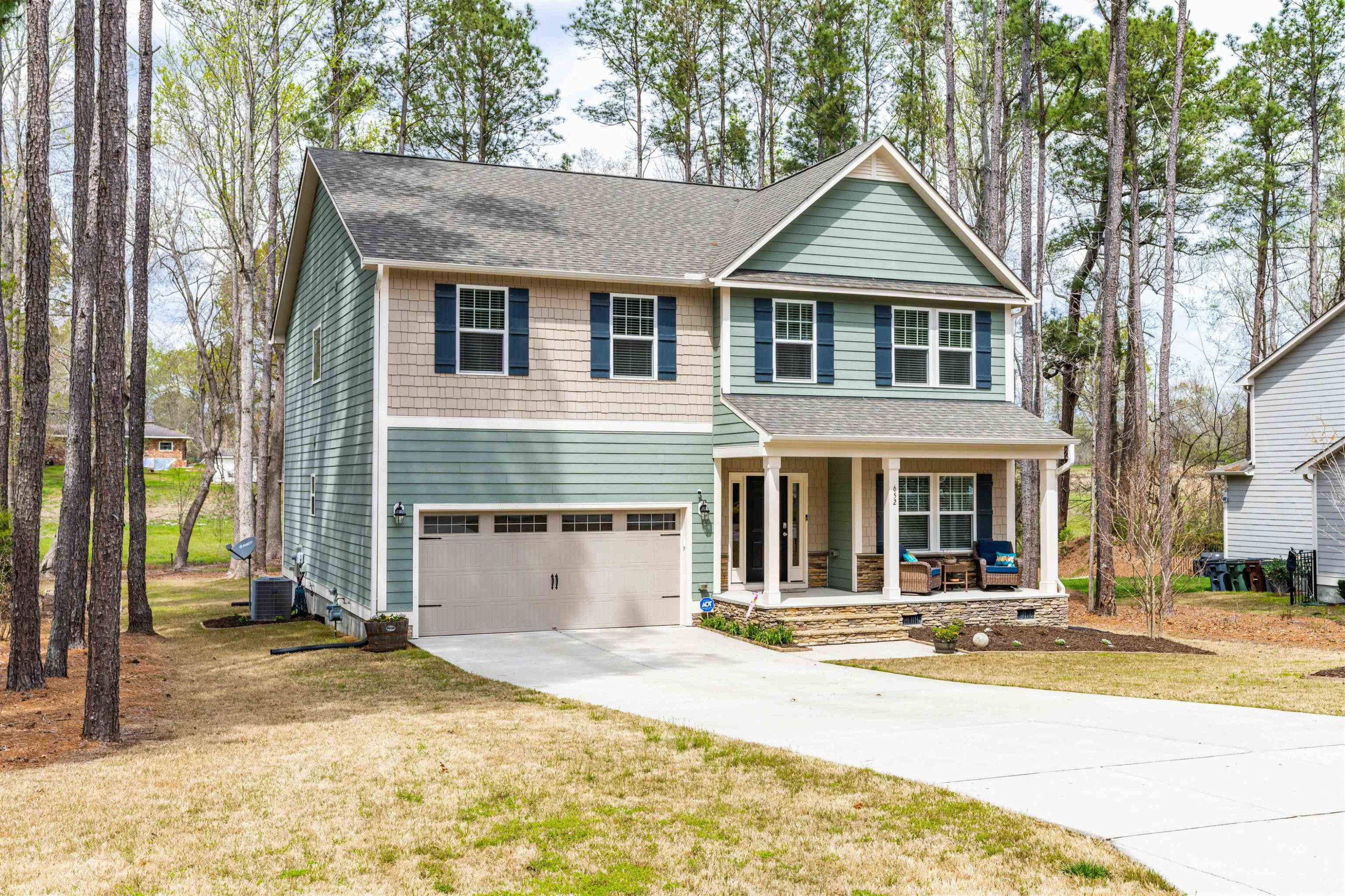 652 Rockbank Loop