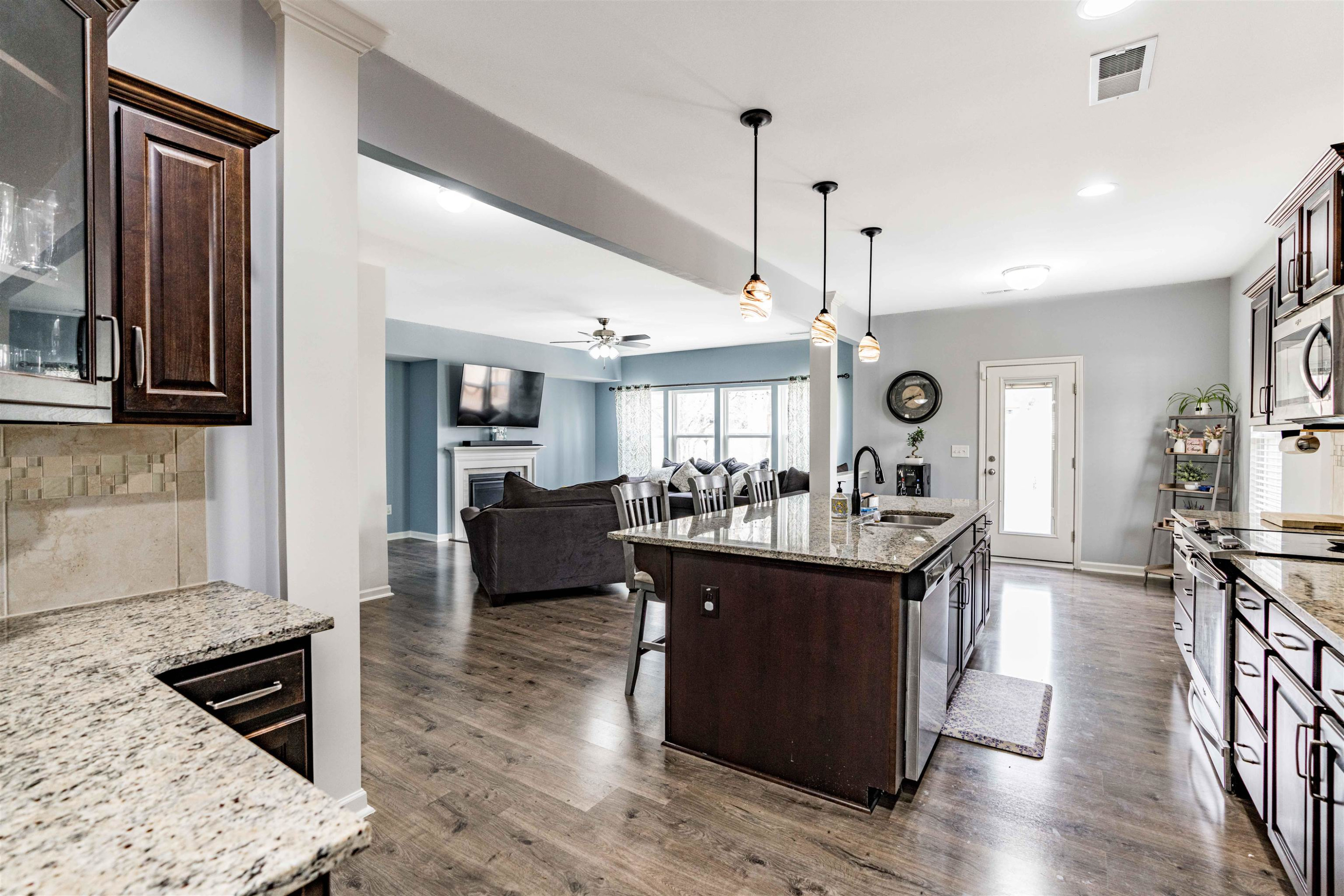 652 Rockbank Loop